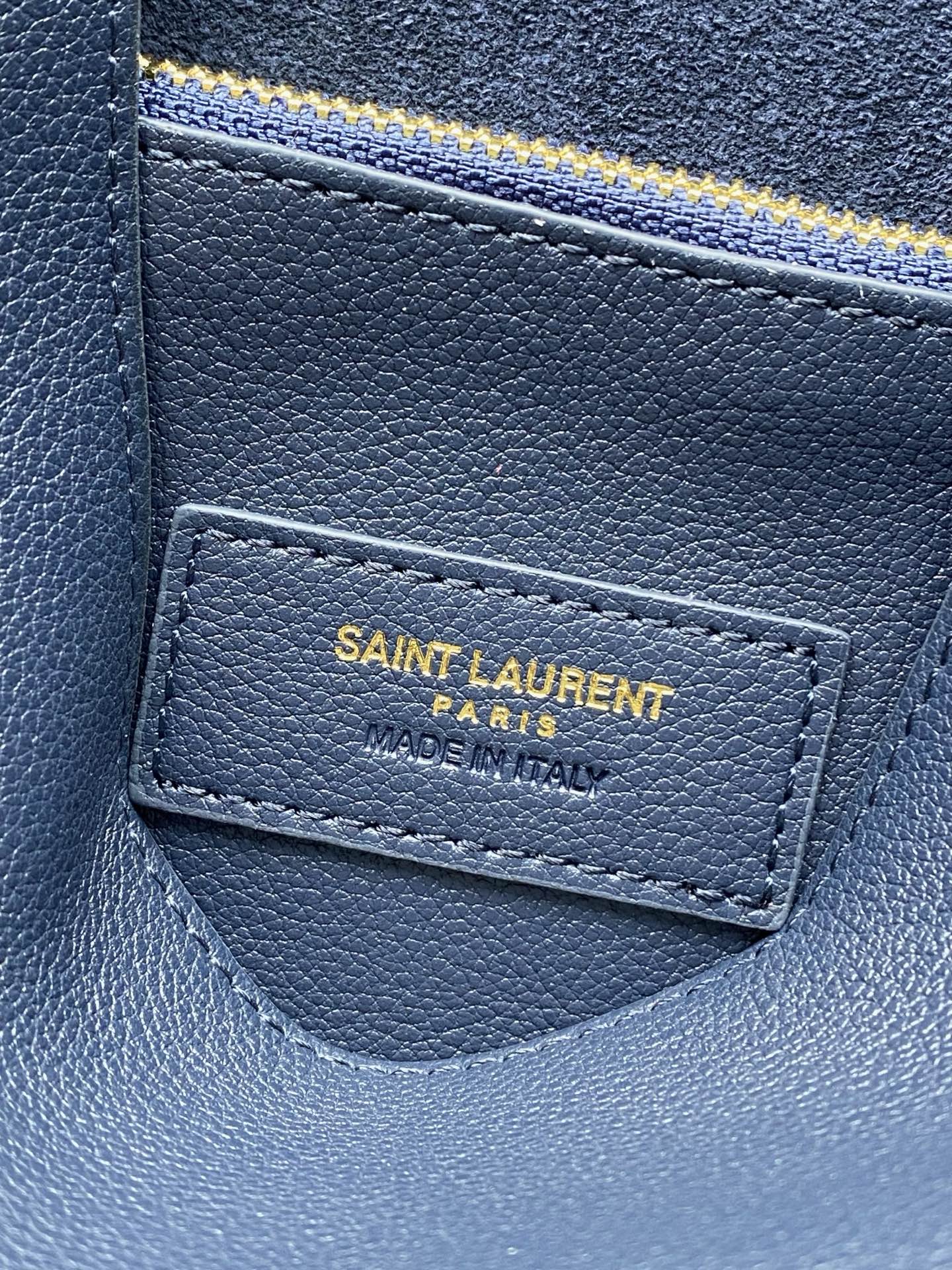 Yves Saint Laurent Blue Leather Shoulder Bag with Gold Logo, 30x31x13cm 10 i1756451809980 7730 0 8