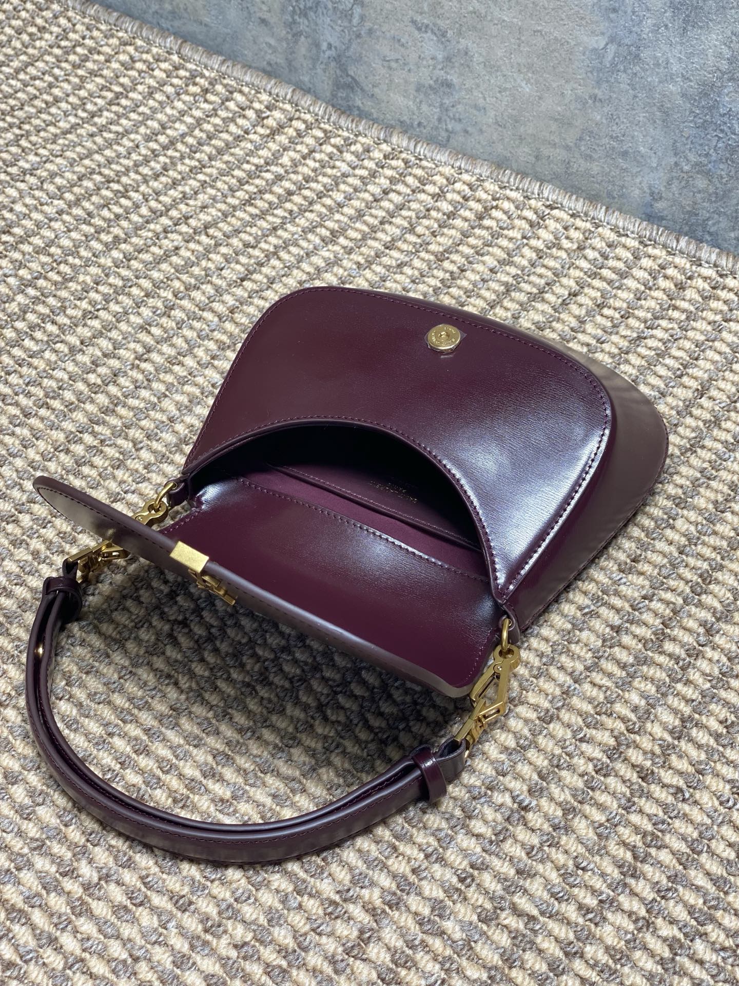 i1756452861199 1690 0 8