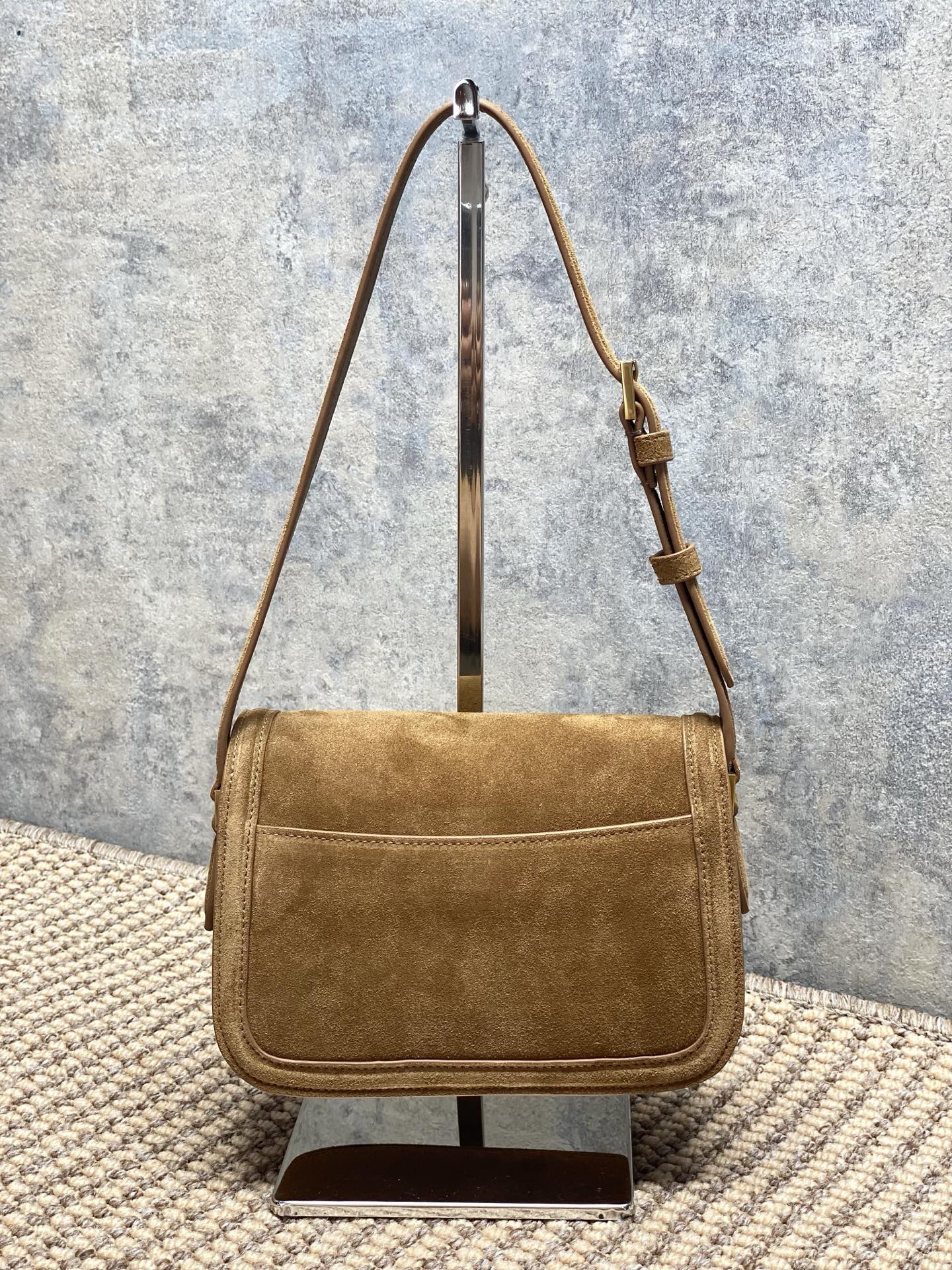 Yves Saint Laurent Solferino Mini Suede Shoulder Bag - Elegant & Compact 4 i1756453743578 5936 0 2