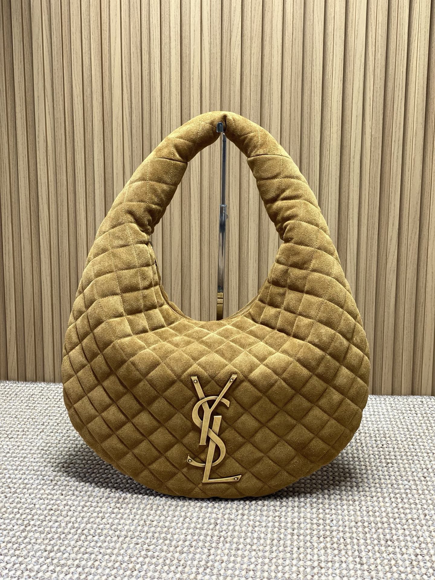 Yves Saint Laurent BABY ICARE Large Quilted Leather Hobo Bag - Caramel