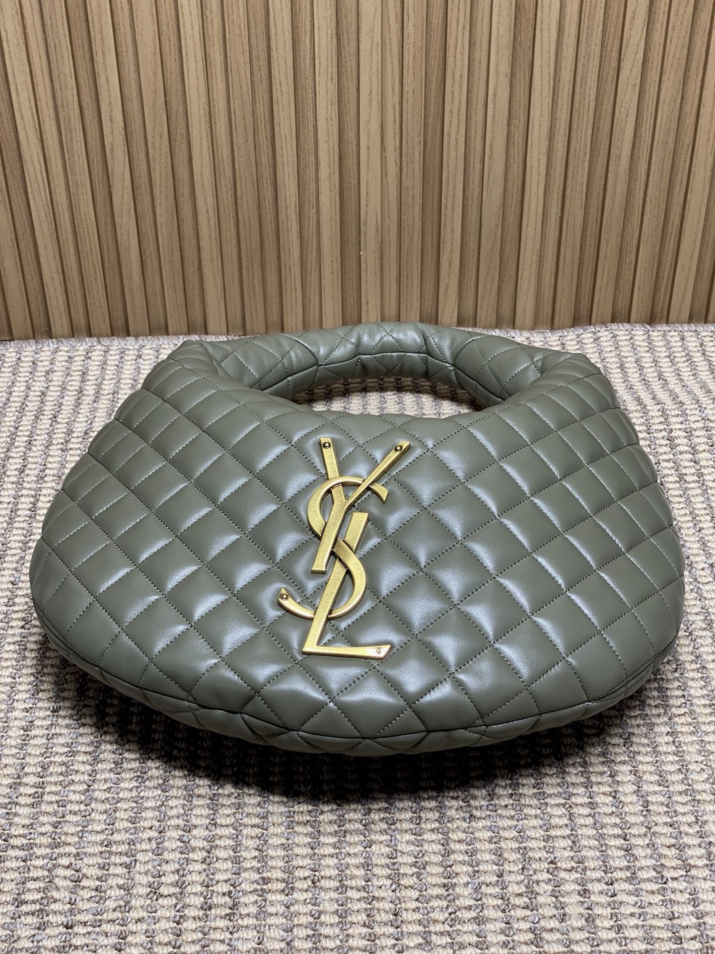 Yves Saint Laurent BABY ICARE Large Hobo Bag in Gray-Green Quilted Leather 5 i1757313628074 909 0 3