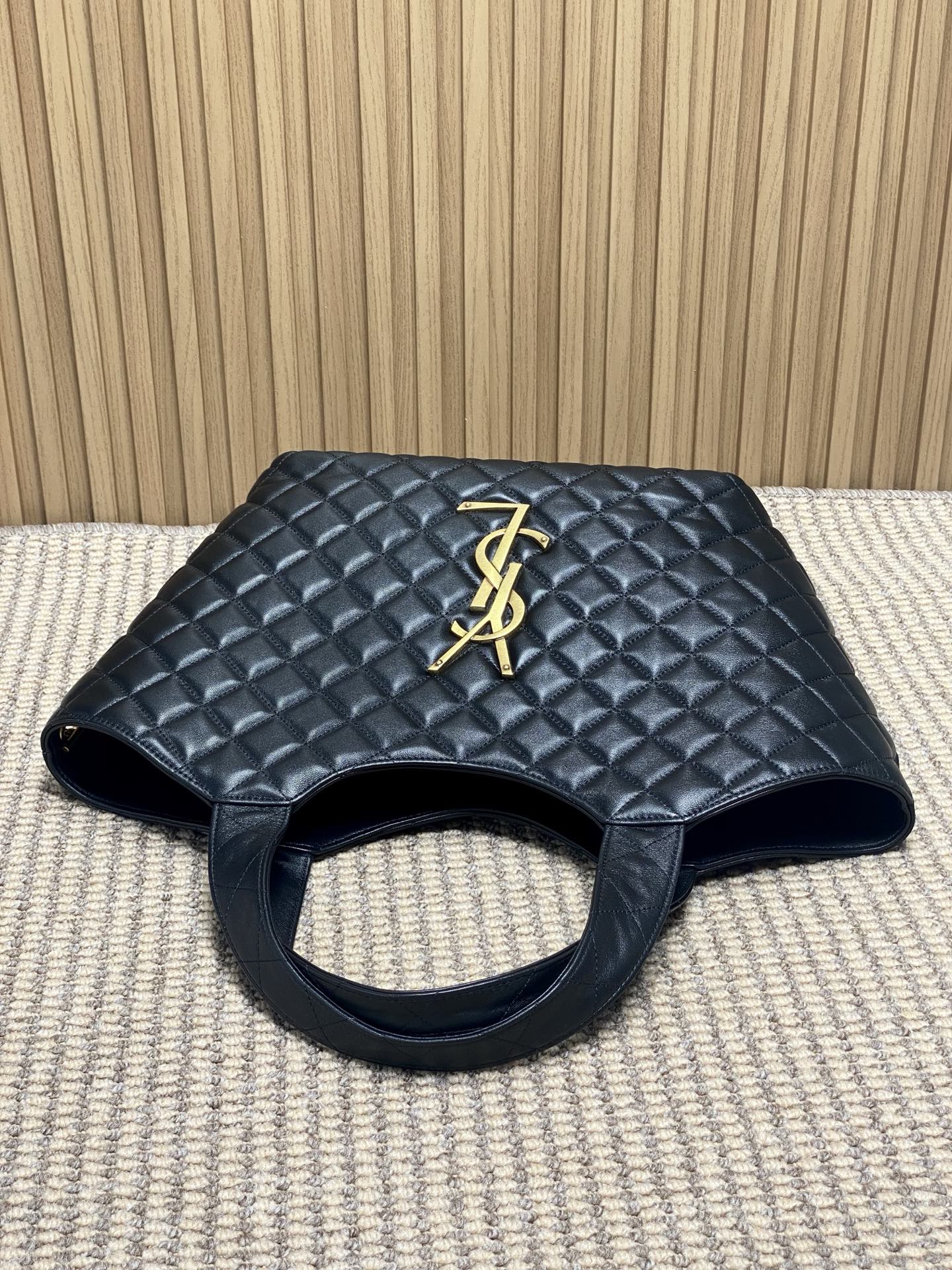 Yves Saint Laurent Icare Small Tote Bag in Quilted Lambskin Leather 6 i1757653741253 356 0 4