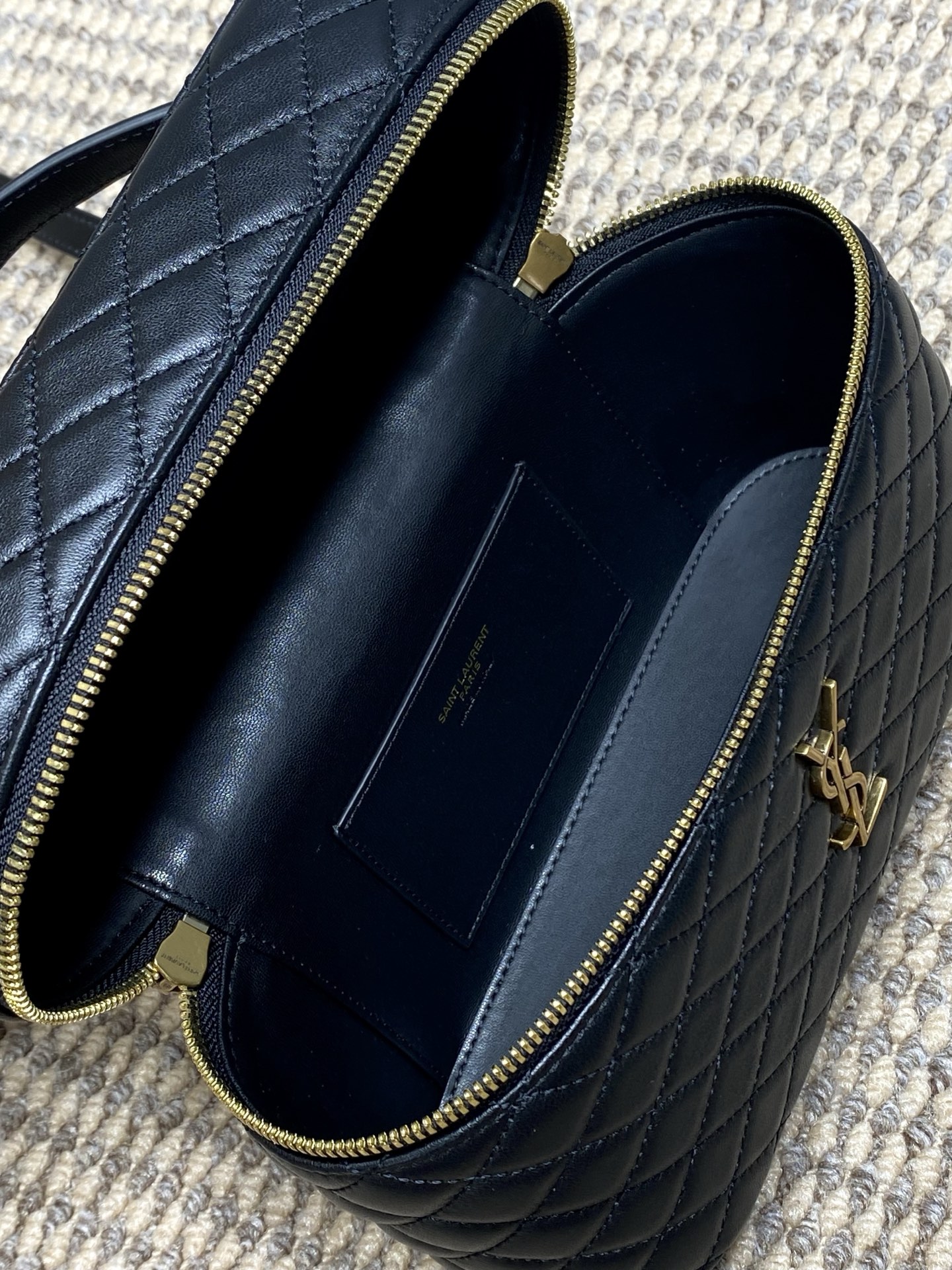 Yves Saint Laurent Gaby Box Bag Lambskin Leather, Compact, Stylish Design 10 i1757822114237 9387 0 7