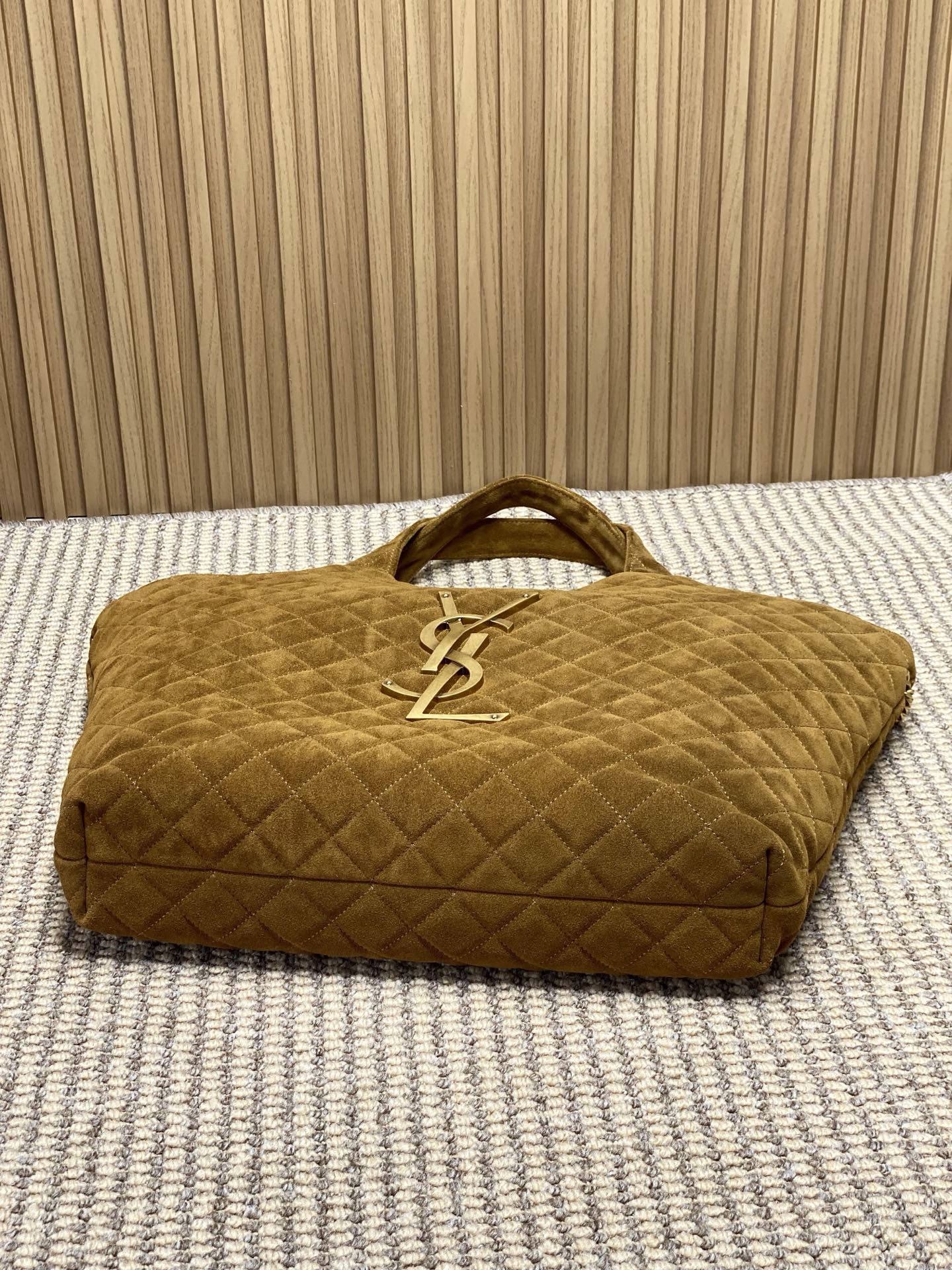 Yves Saint Laurent Suede Shopping Bag with Logo, 38x43x8cm 5 i1758517790434 7254 0 3