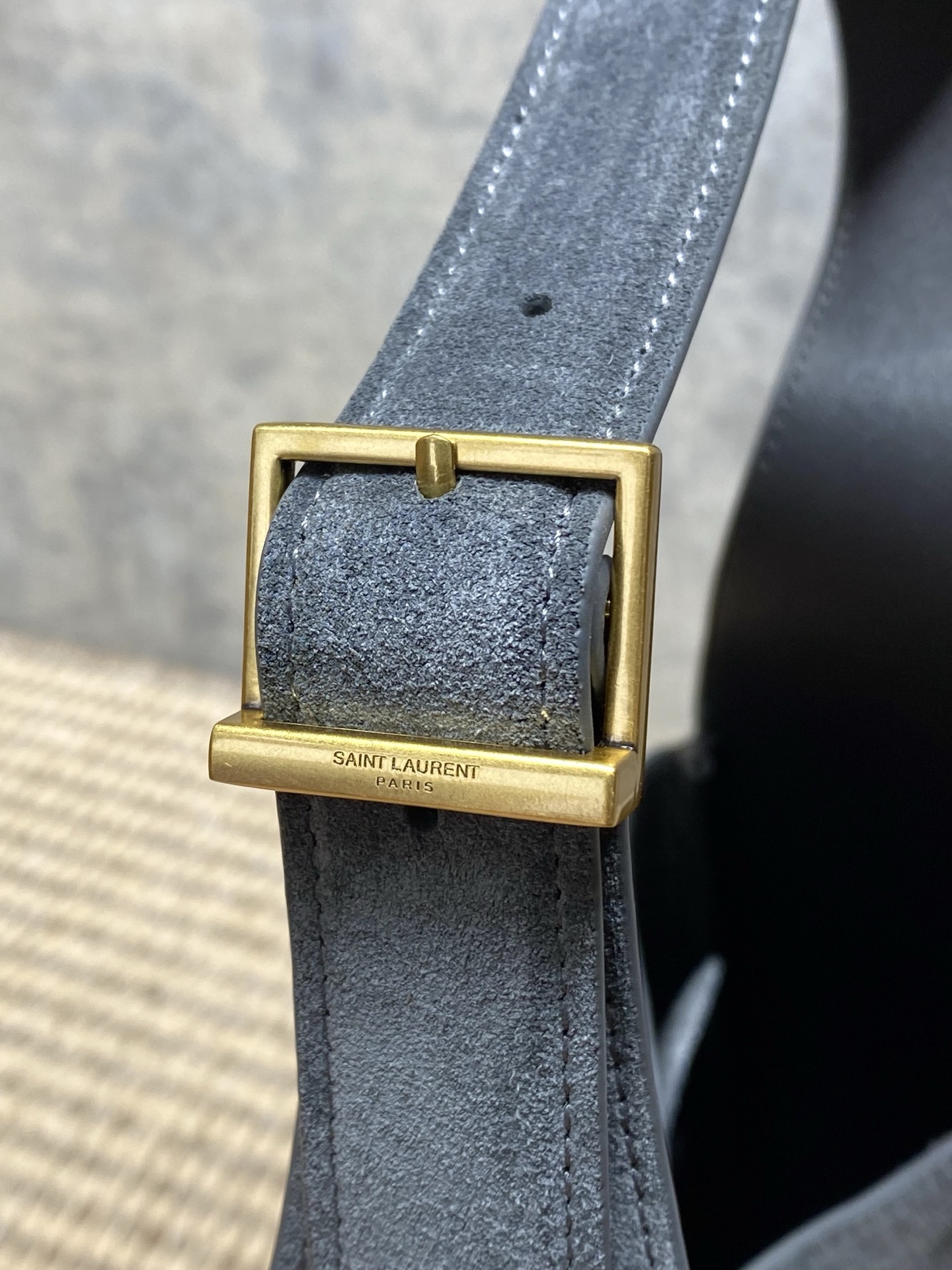 Yves Saint Laurent Gray Suede Leather Shoulder Bag with Gold Hardware 8 i1759129701107 7635 0 6