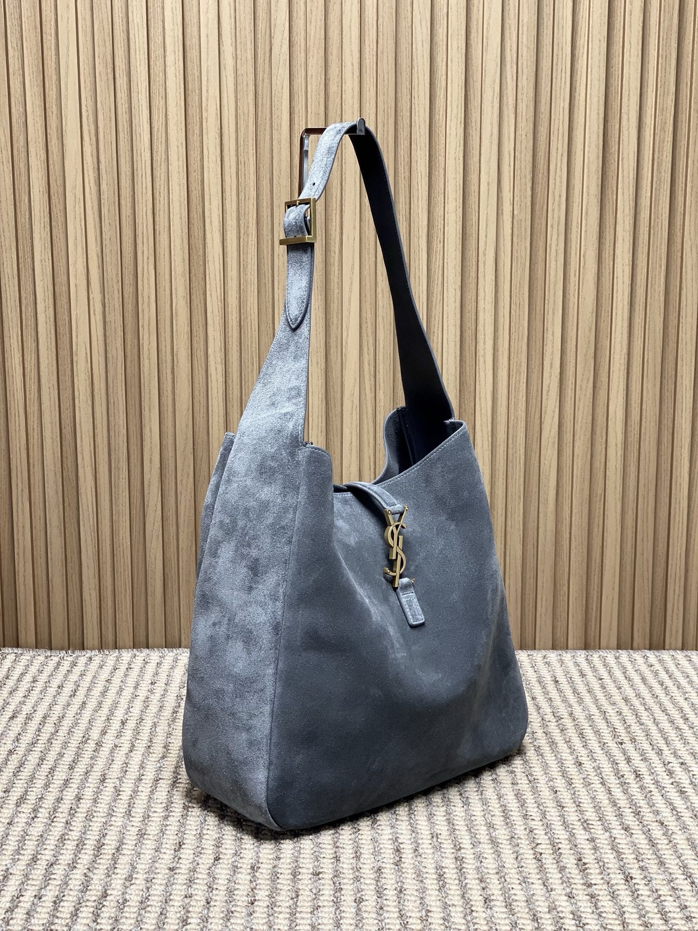 YSL Style Grey Leather Bag Lookbook Reference image 2