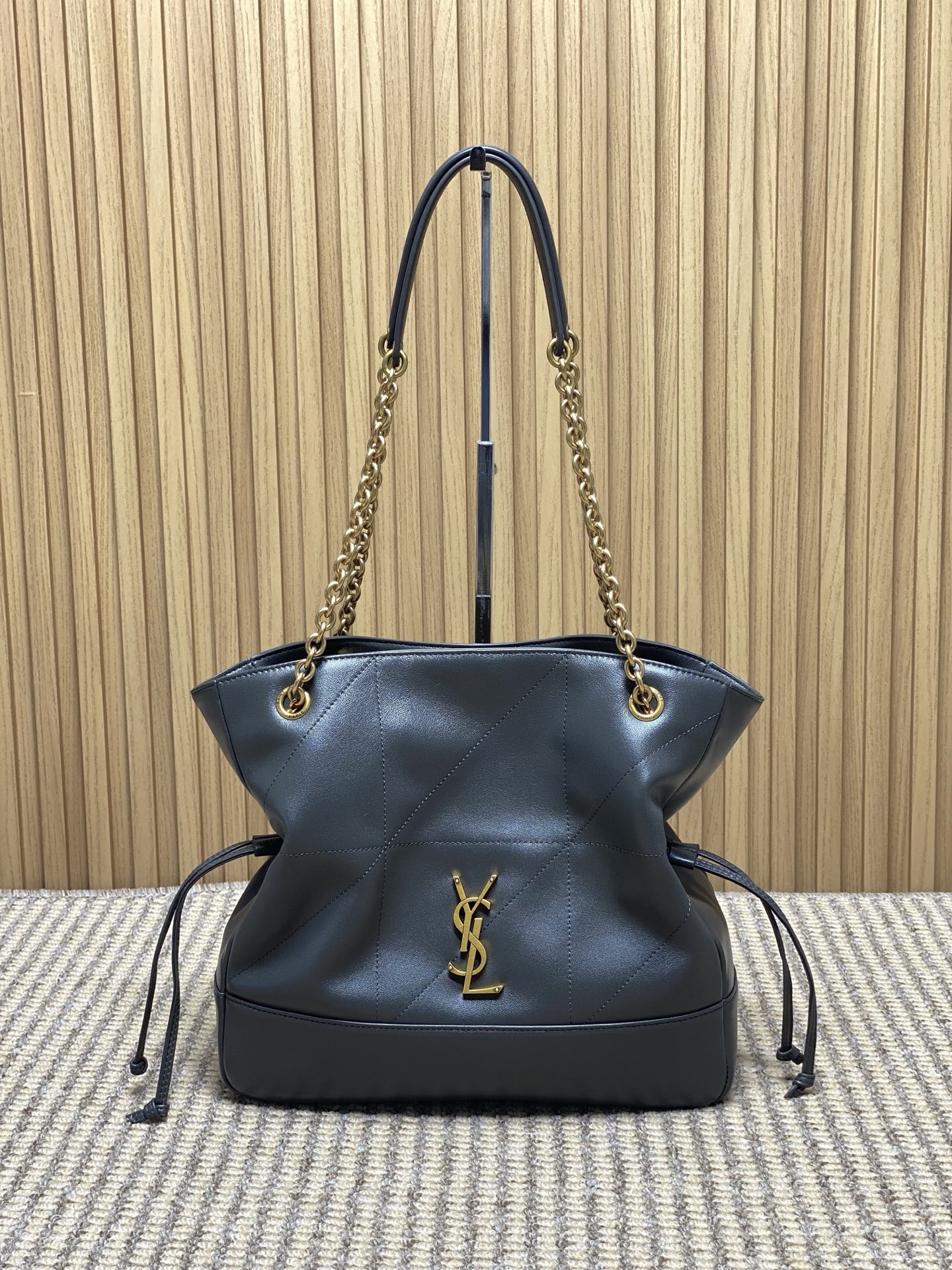 YSL Style Green Leather Chain Bag Lookbook Reference image 1