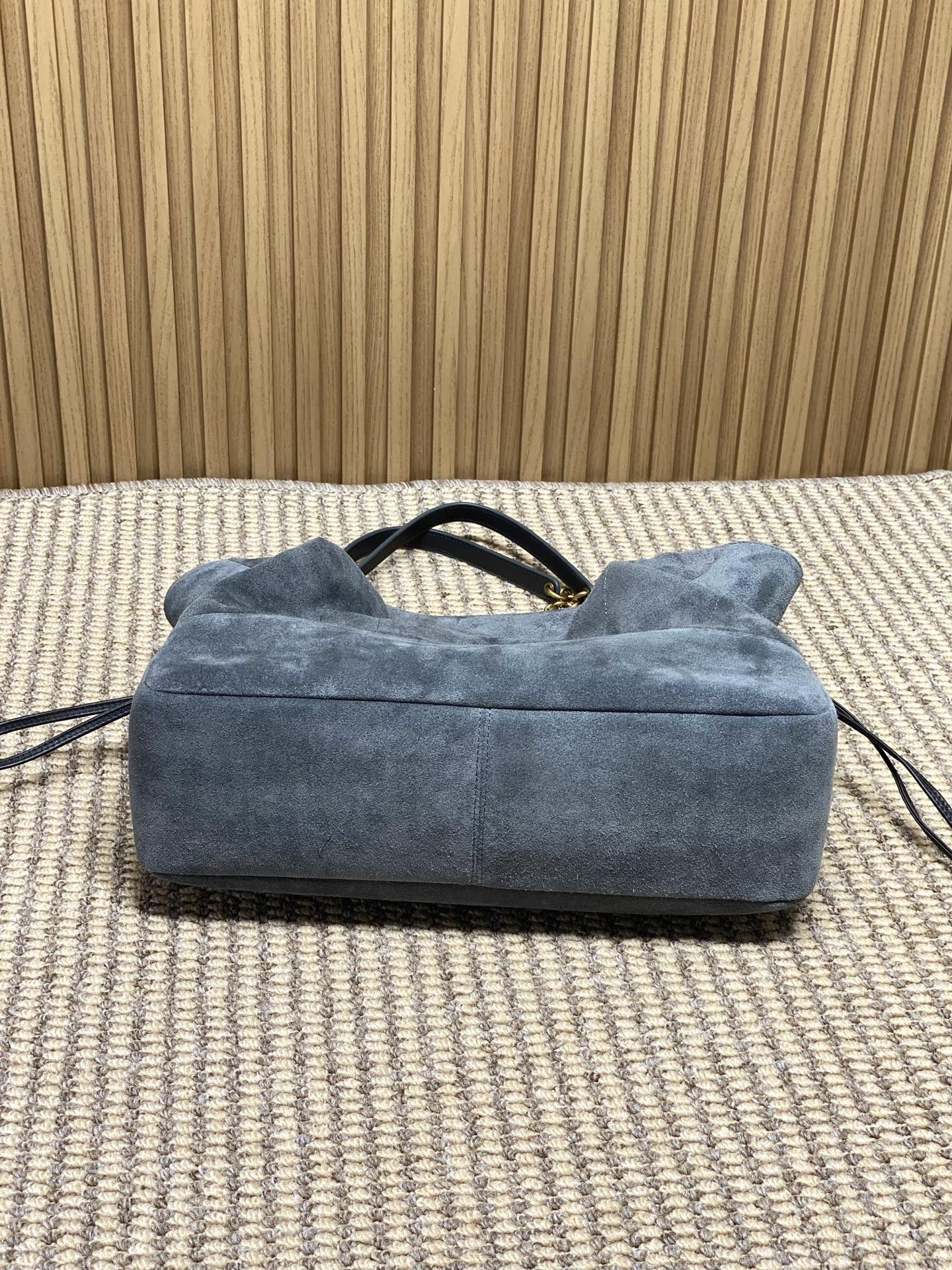 YSL Style Grey Leather Crossbody Bag style reference detail image 4 from source 763076