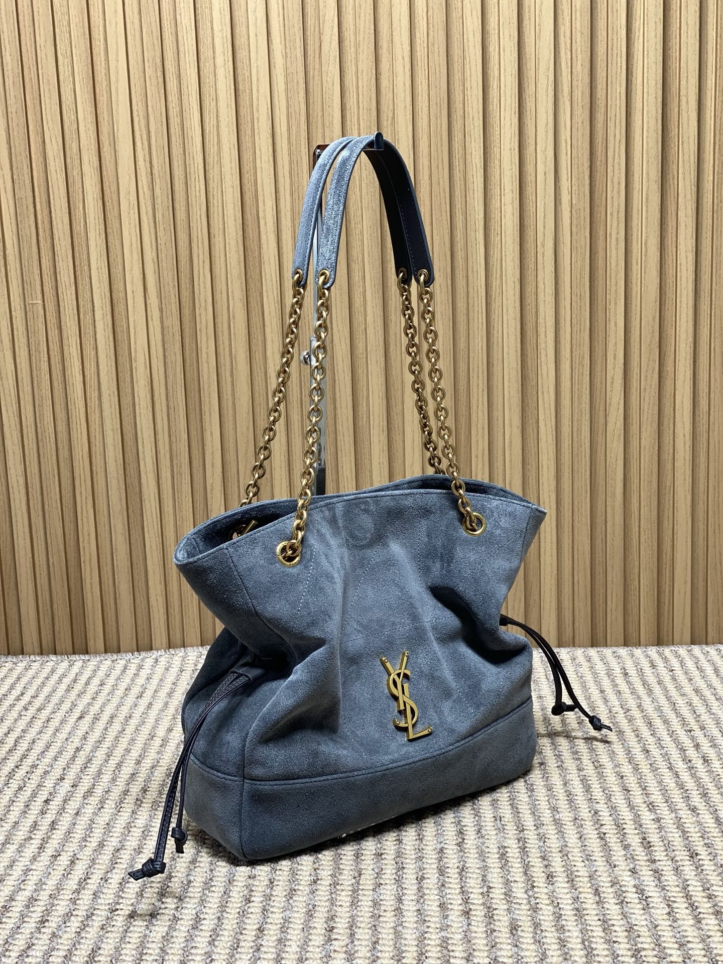 YSL Style Grey Leather Crossbody Bag Lookbook Reference image 2