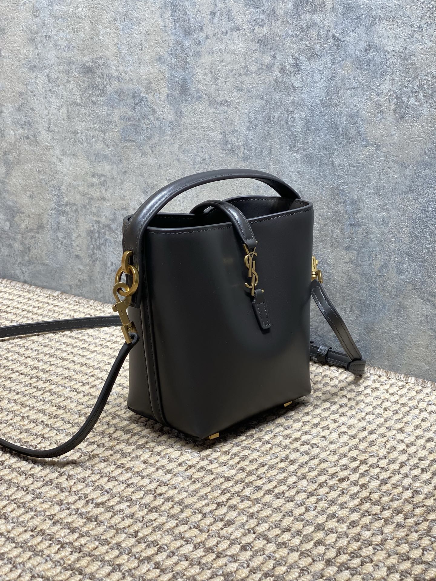 YSL Style Grey Leather Crossbody Bag Lookbook Reference image 2