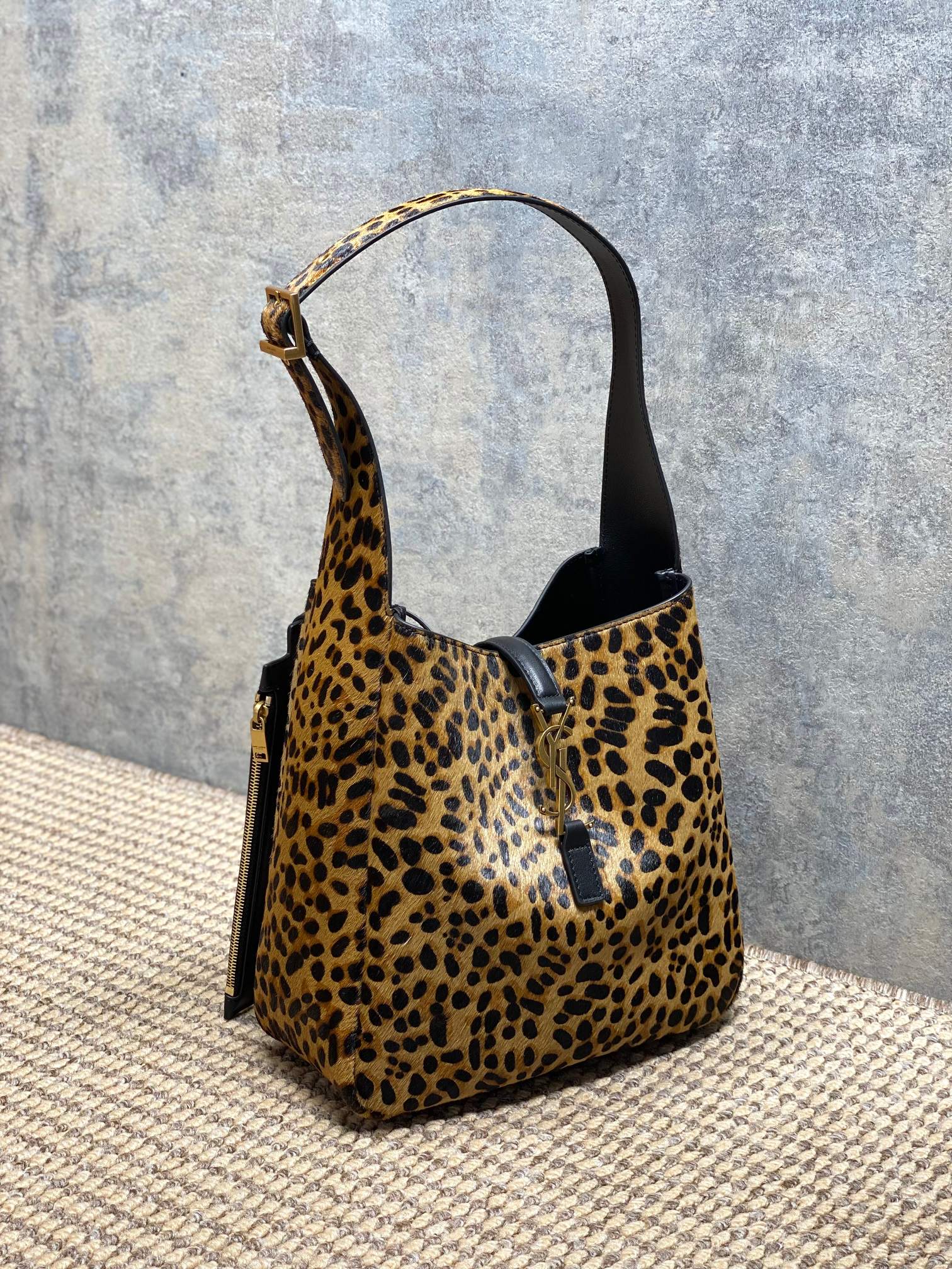 YSL Style Leather Hobo Bag Lookbook Reference image 2
