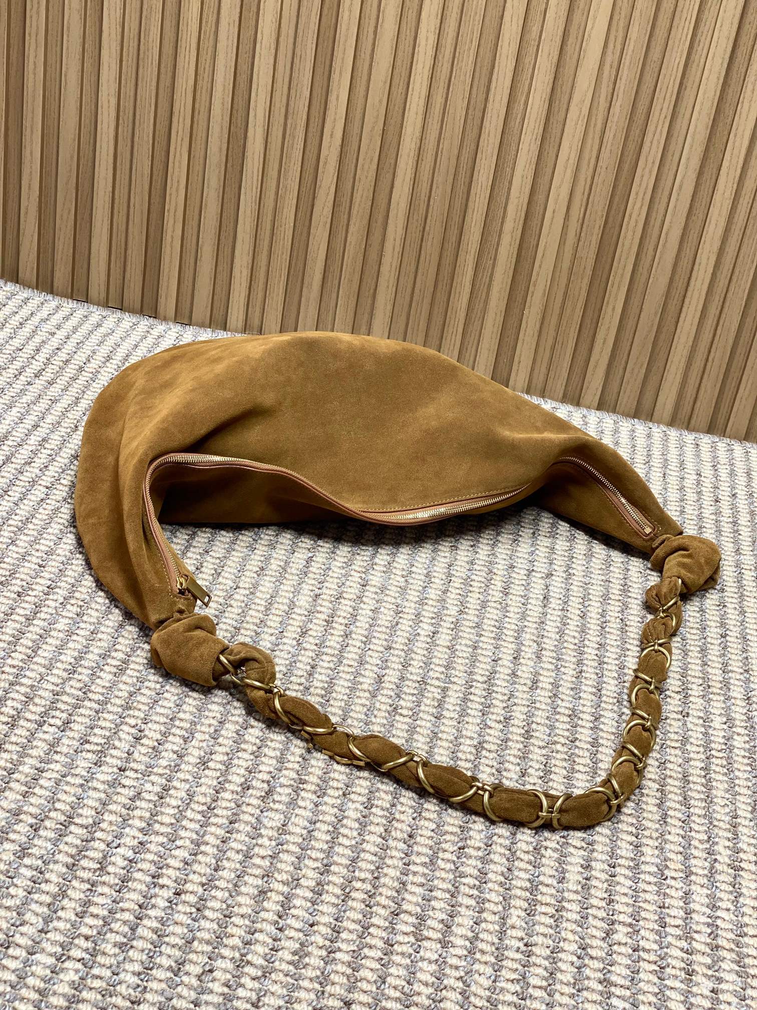 YSL Style Leather Crossbody Bag style reference detail image 5 from source 763184