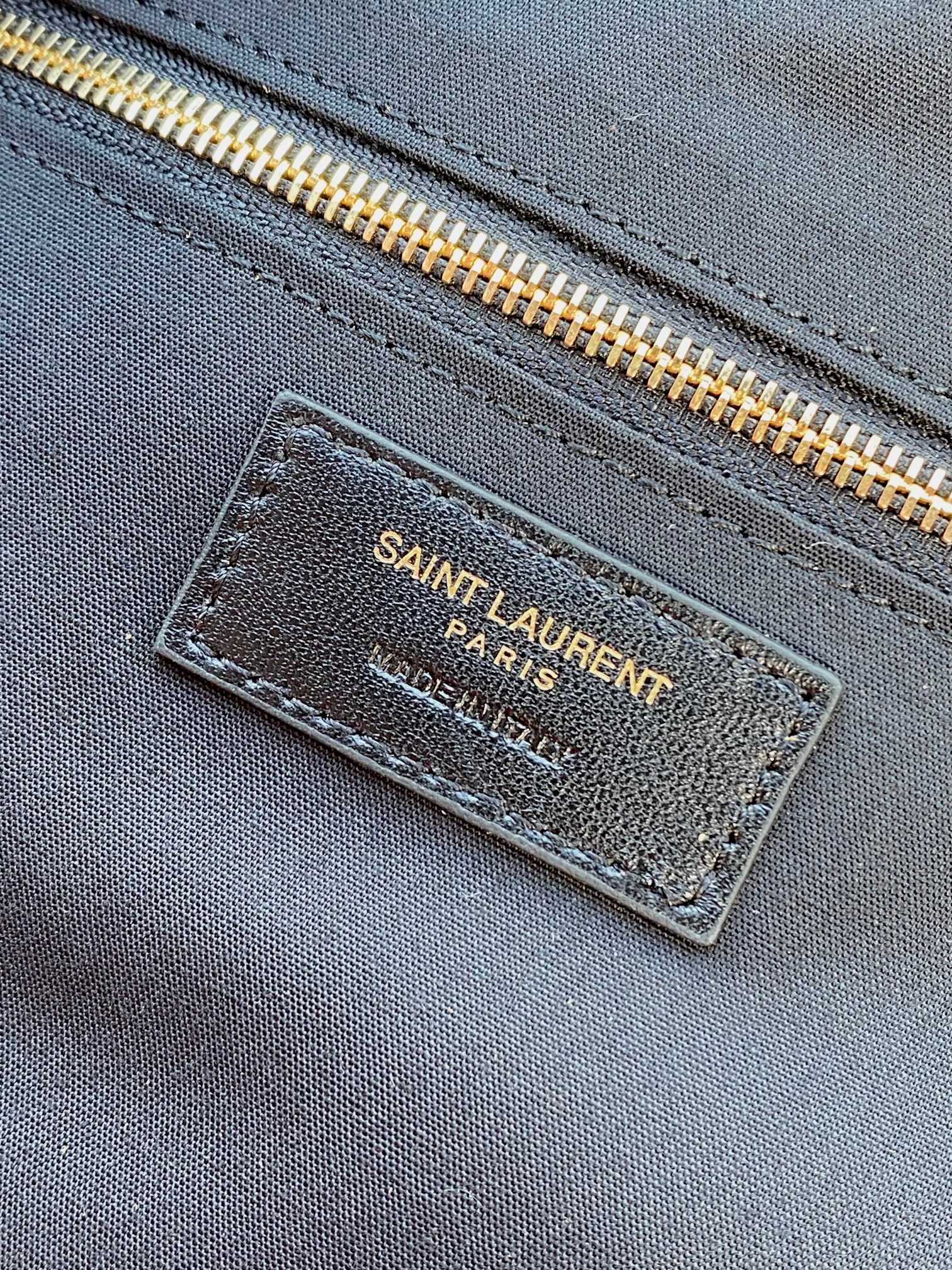 YSL Style Green Leather Crossbody Bag style reference detail image 9 from source 763176