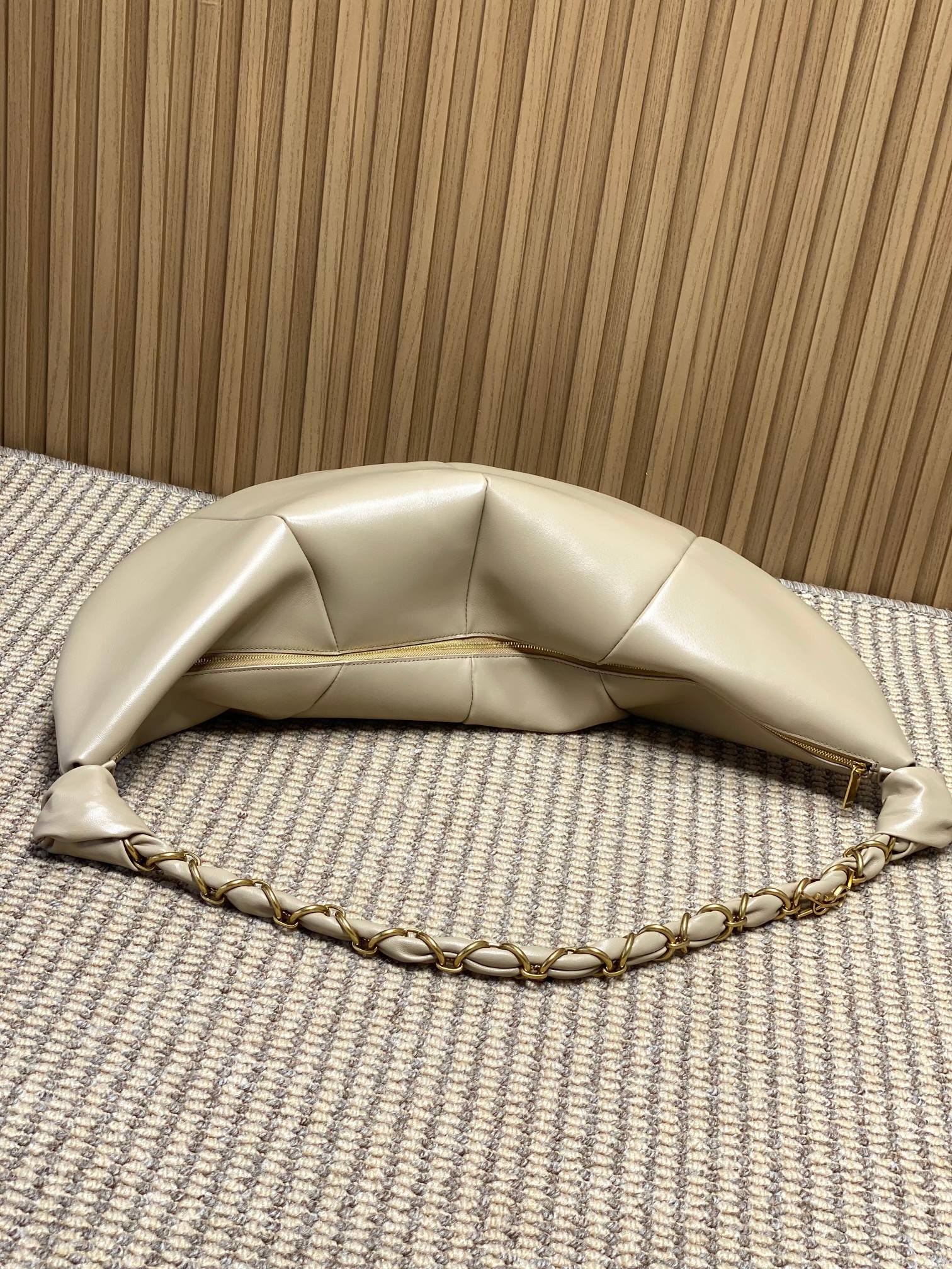 YSL Style Beige Leather Crossbody Bag style reference detail image 5 from source 763180