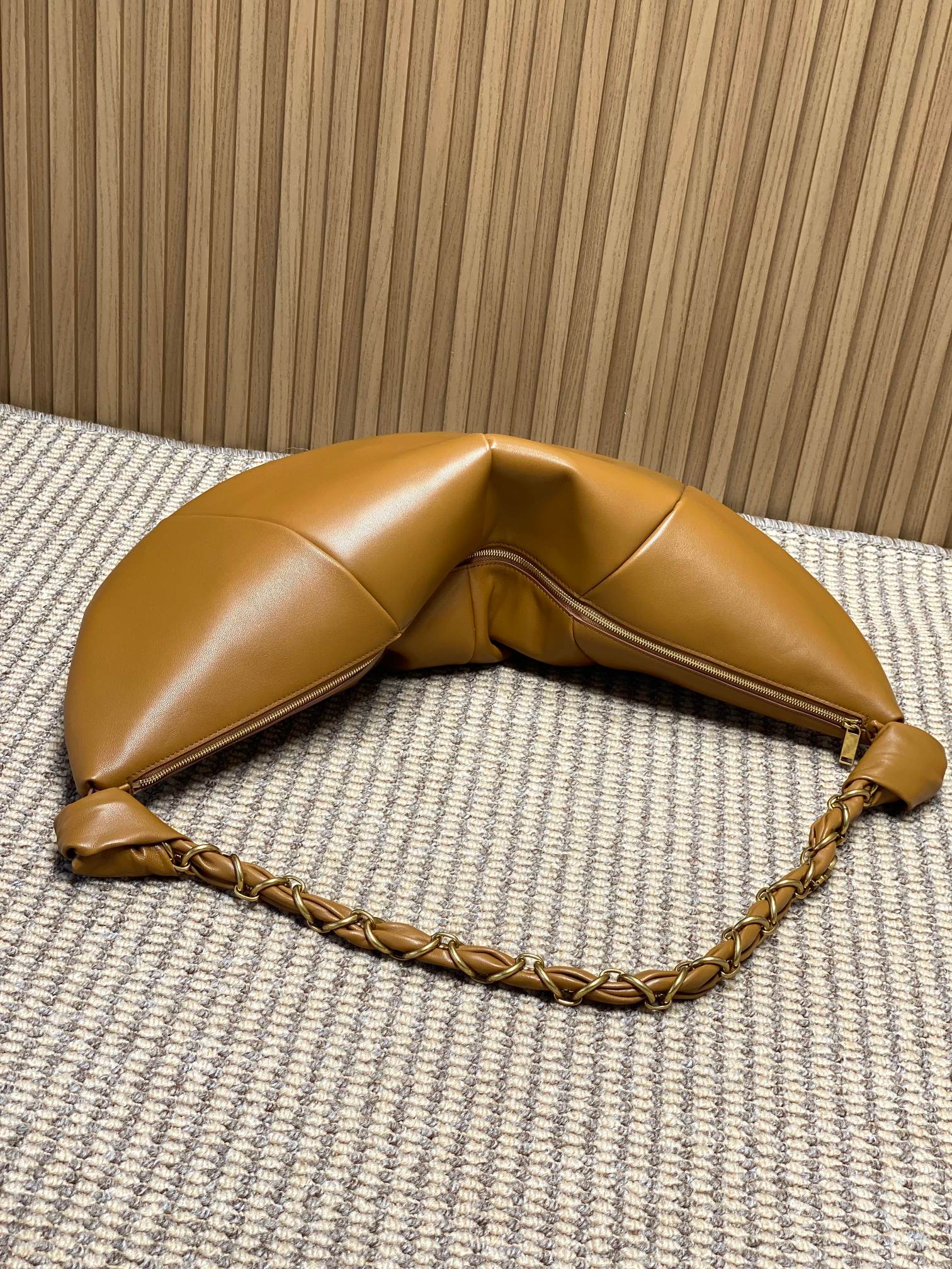 YSL Style Leather Crossbody Bag style reference detail image 5 from source 763181