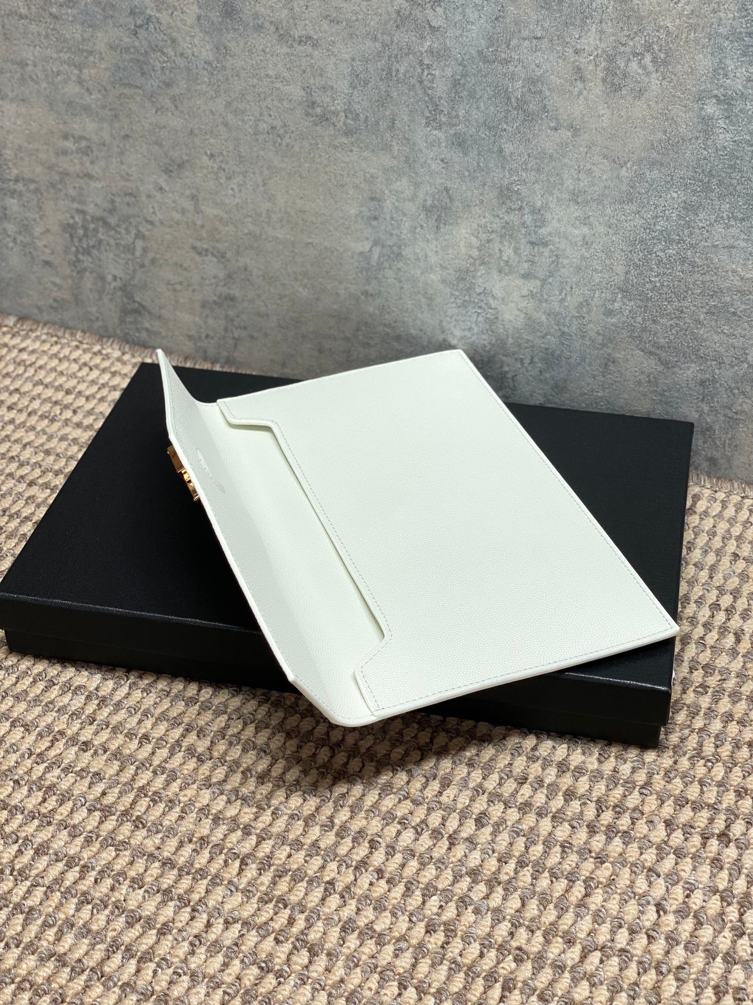 YSL Style White Leather Clutch Bags detail image 7 from source 770845