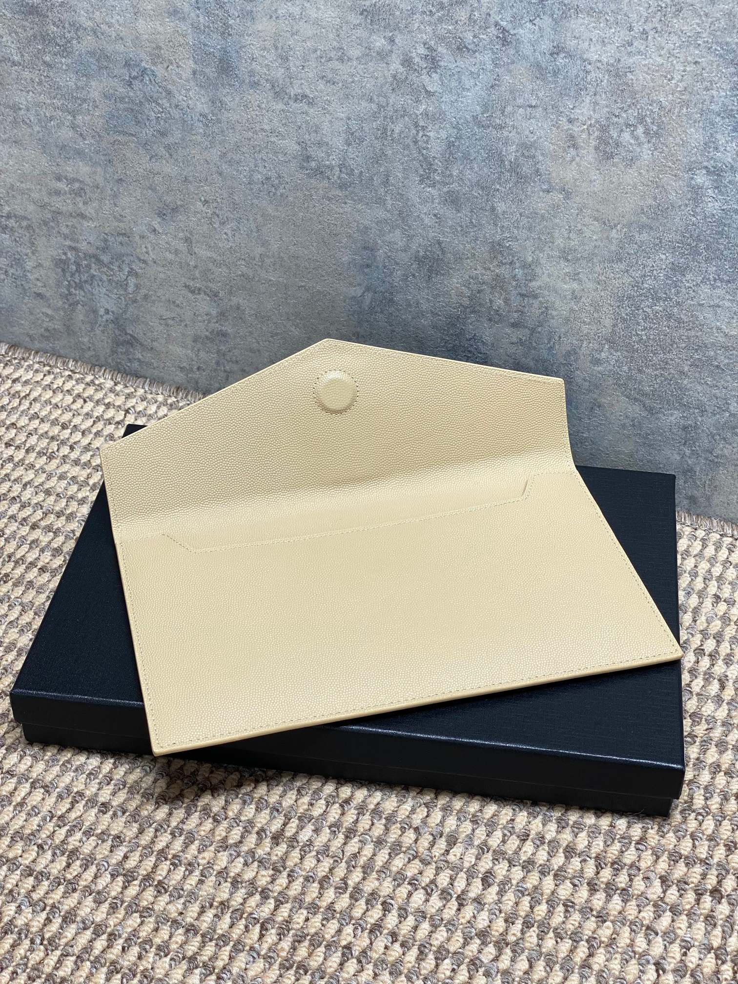 YSL Style Beige Leather Clutch Bags detail image 6 from source 770846