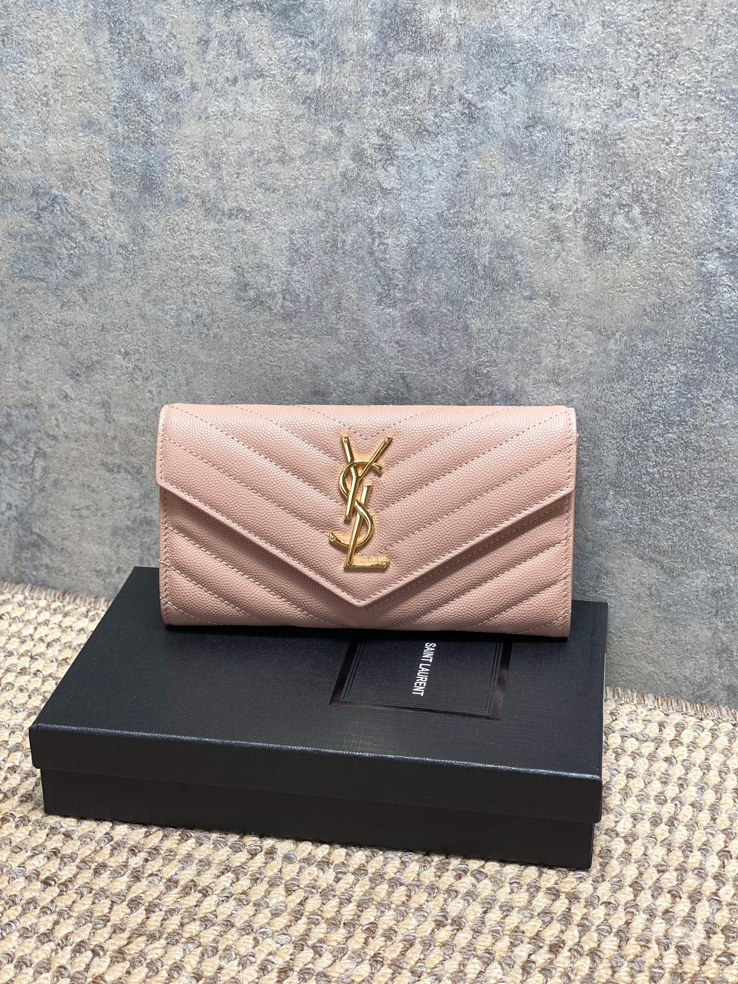 YSL Style Leather Wallet Bags detail image 1 from source 770839
