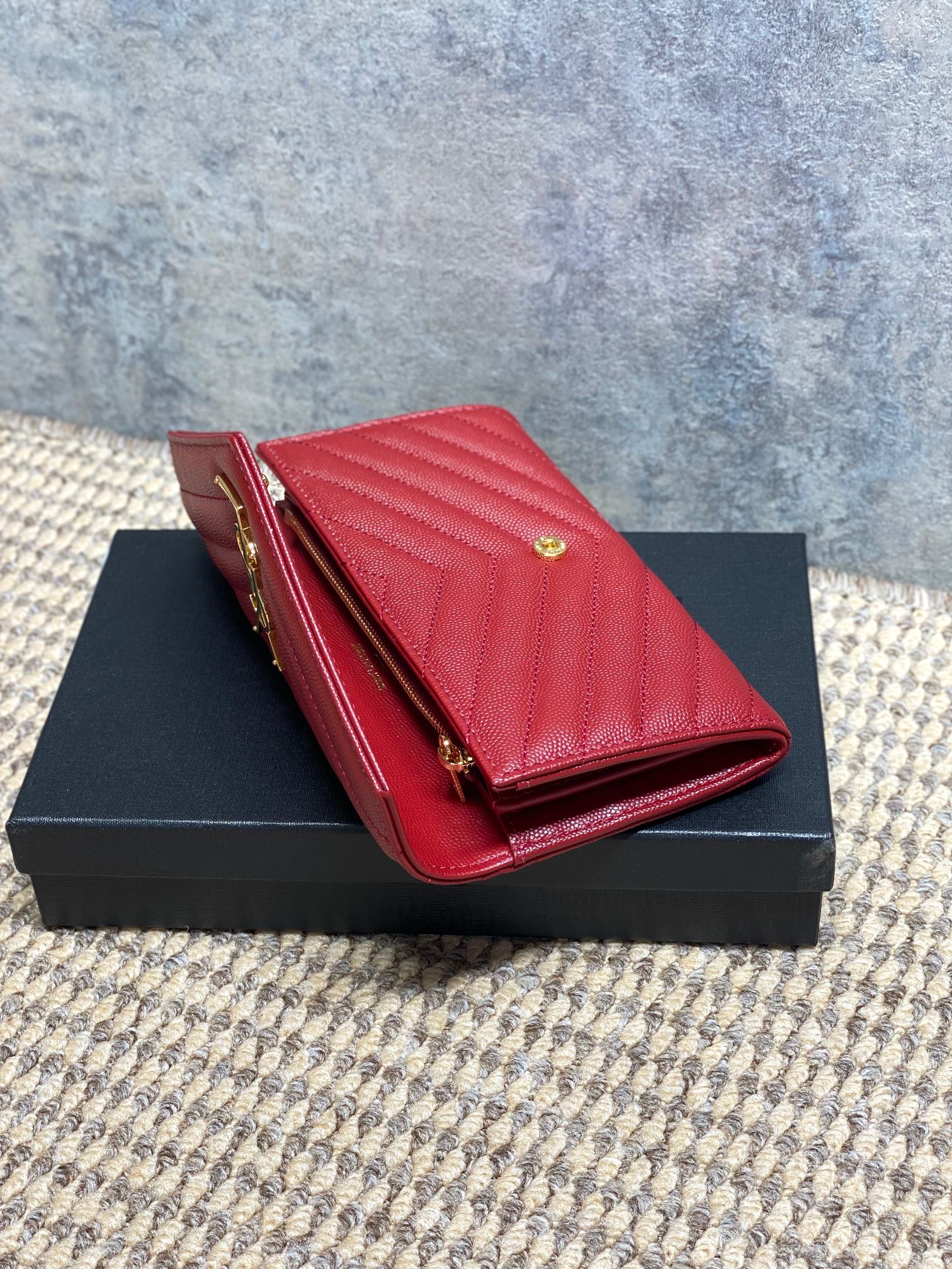YSL Style Leather Wallet Bags detail image 6 from source 770840
