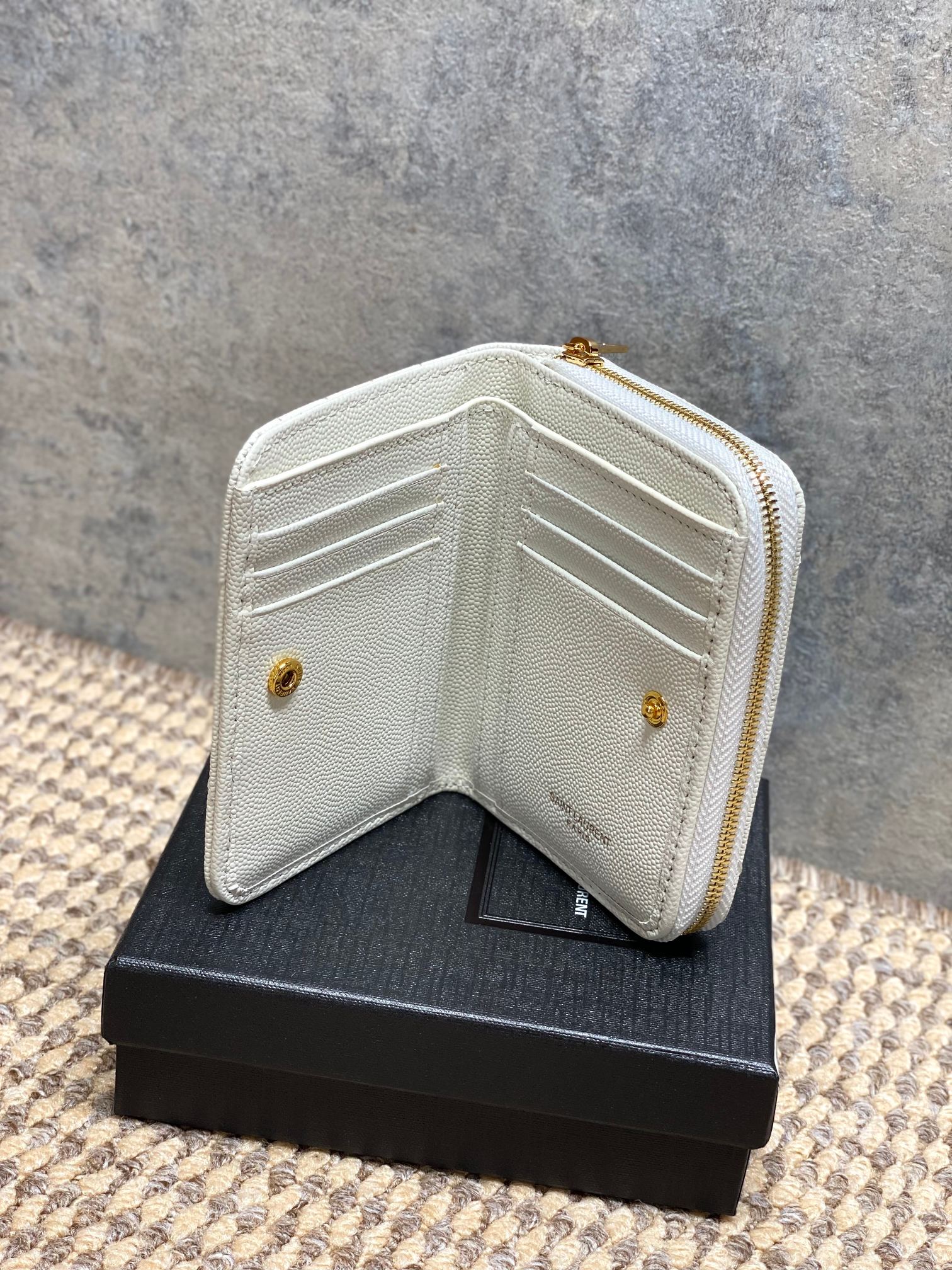 YSL Style Leather Wallet Bags detail image 6 from source 770826