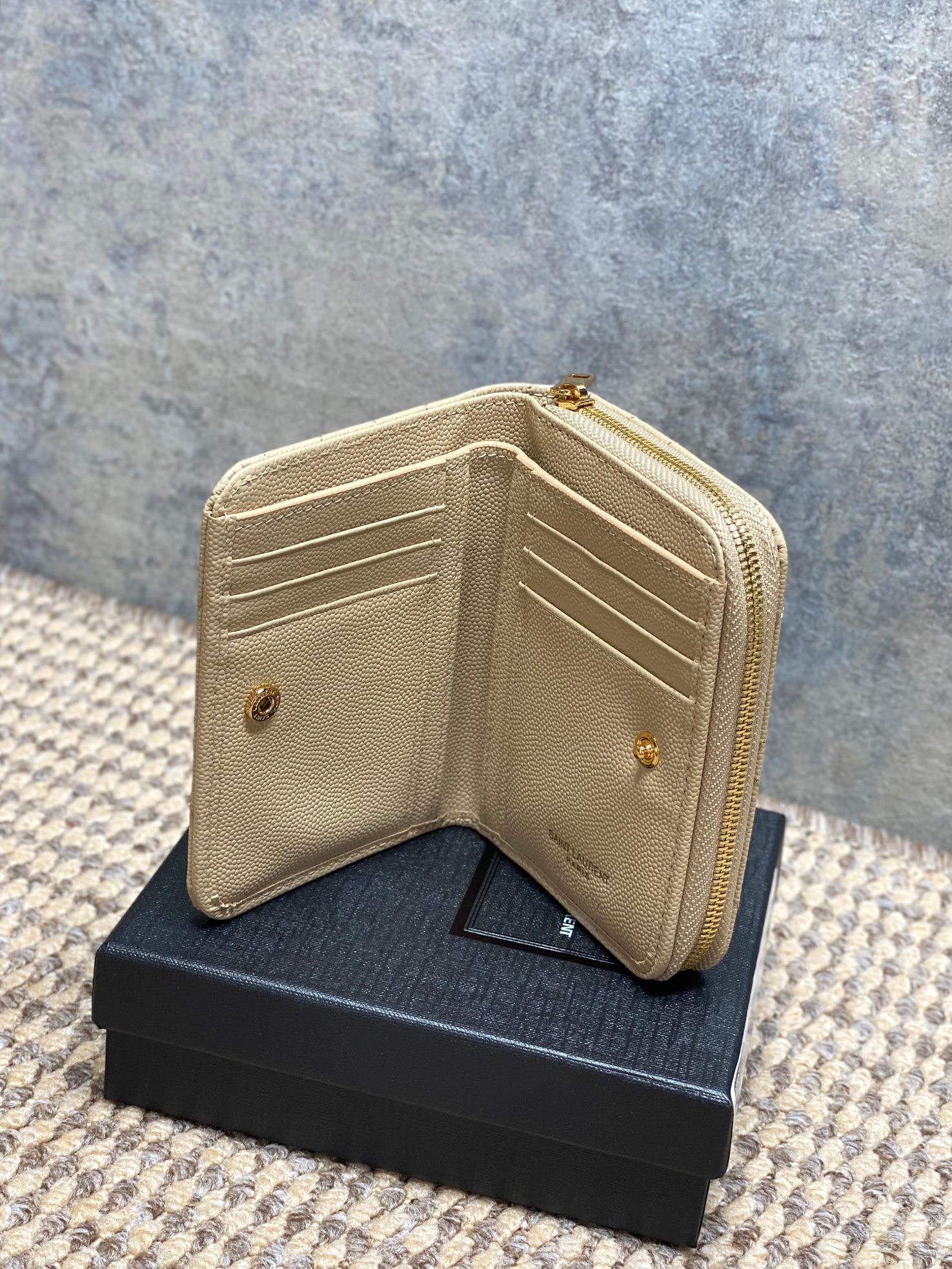 YSL Style Leather Wallet Bags detail image 8 from source 770827