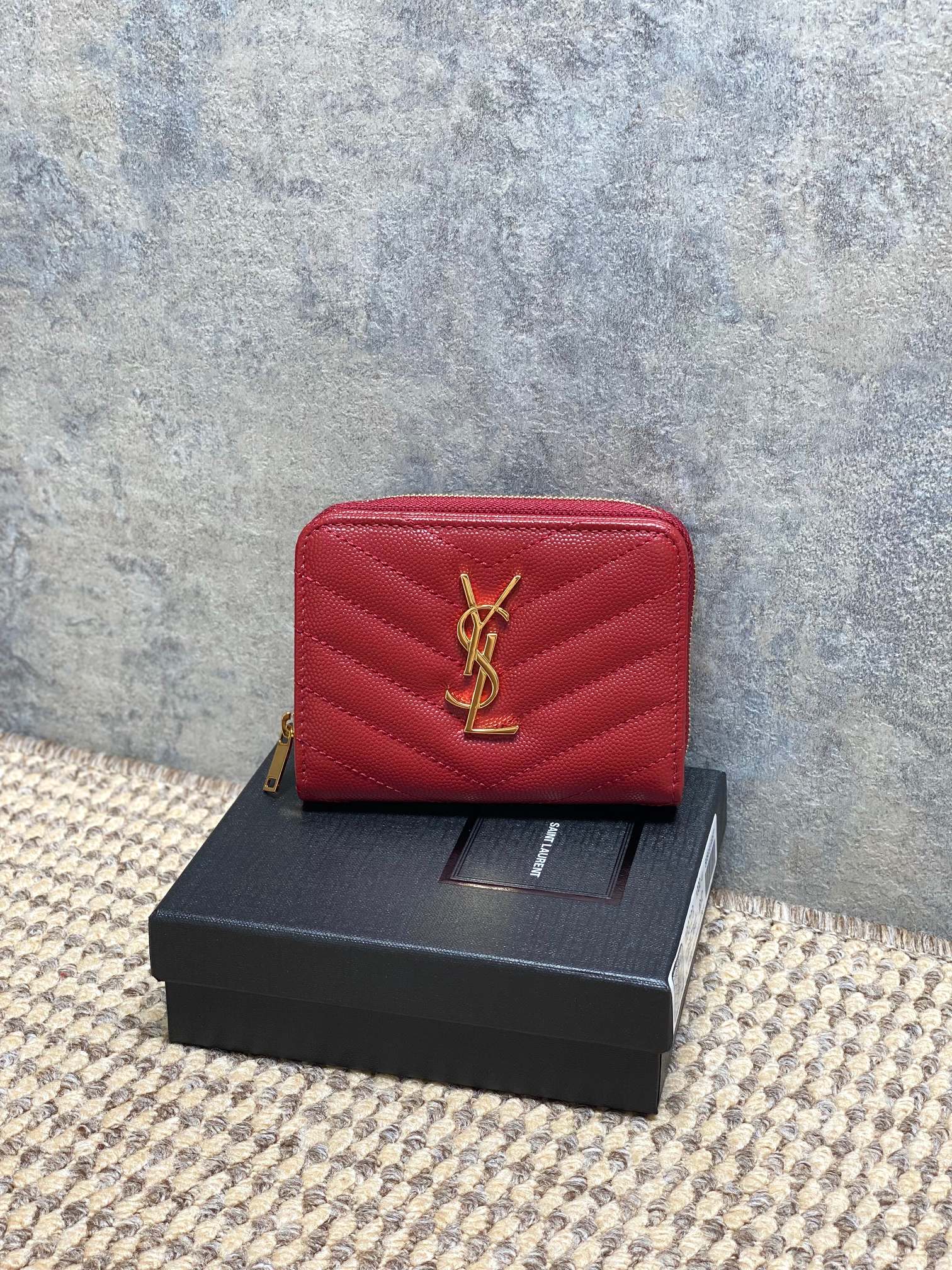 YSL Style Leather Wallet Bags detail image 1 from source 770828