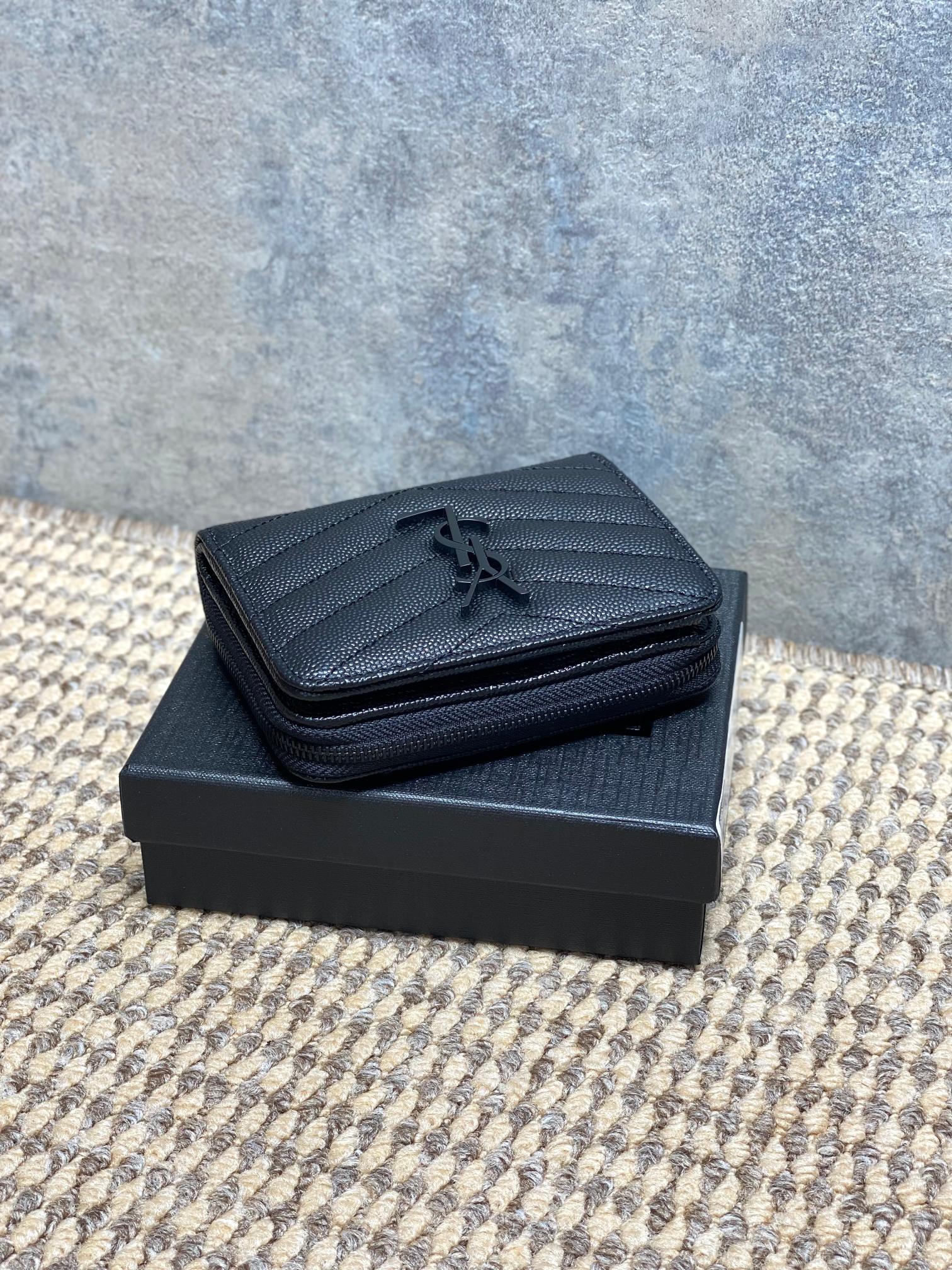 YSL Style Leather Wallet Bags detail image 4 from source 770829