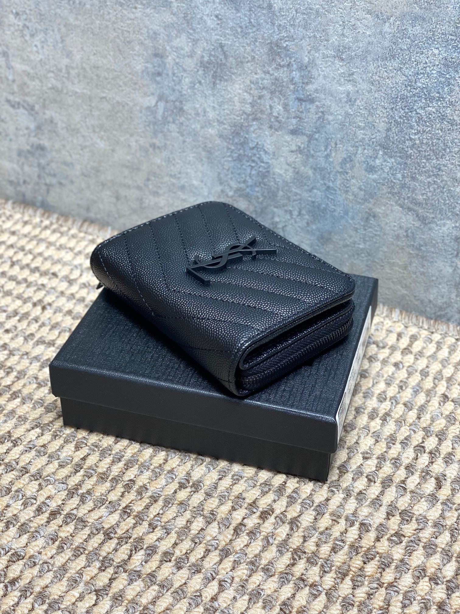 YSL Style Leather Wallet Bags detail image 3 from source 770829