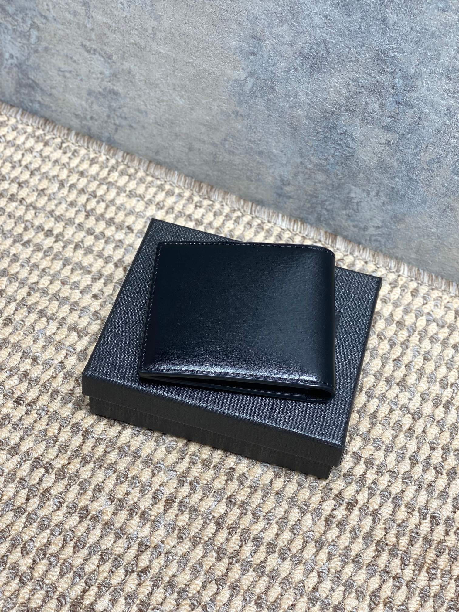 YSL Style Leather Wallet Bags detail image 4 from source 770833
