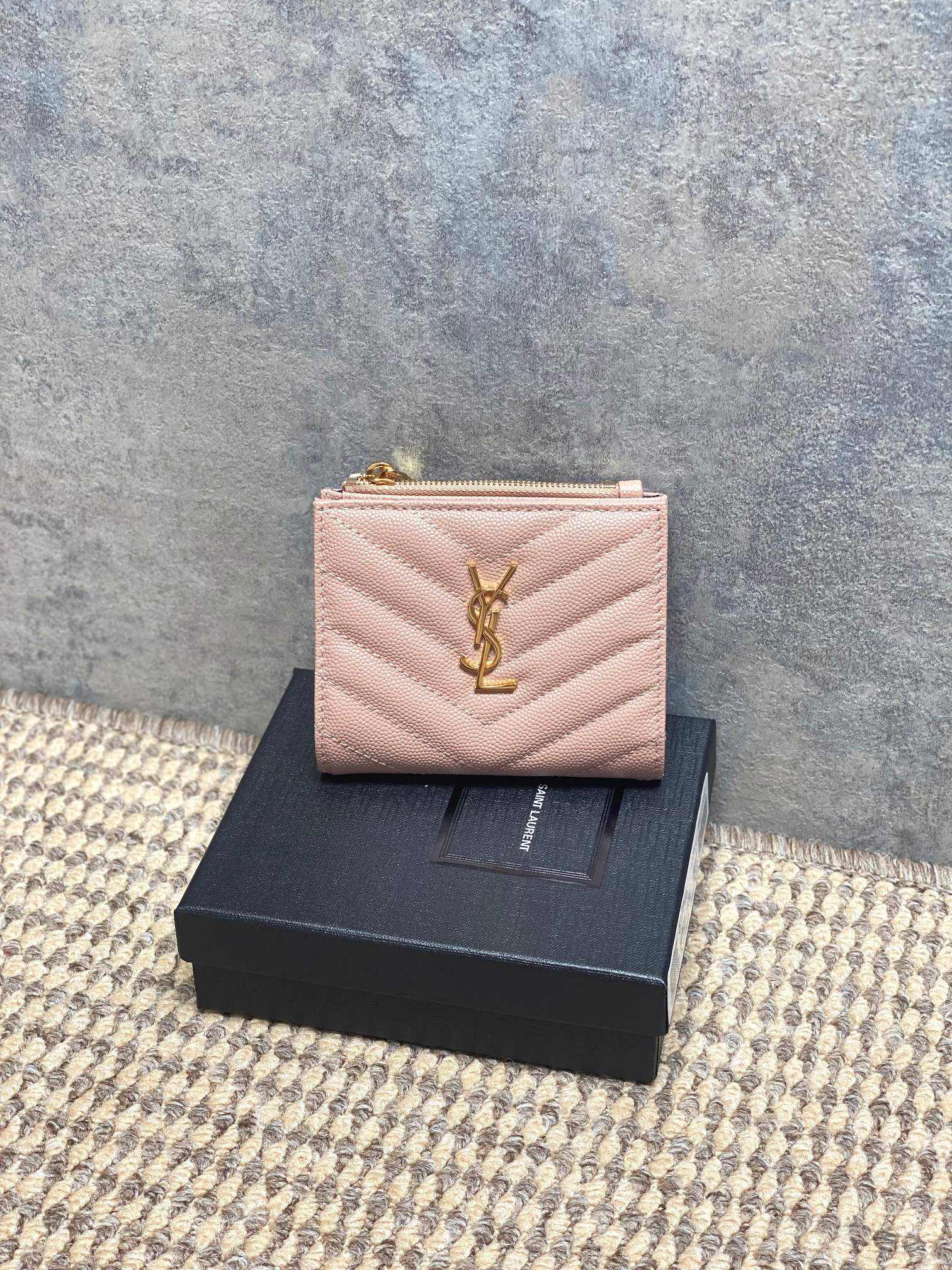 YSL Style Black Wallet Bags detail image 1 from source 770779