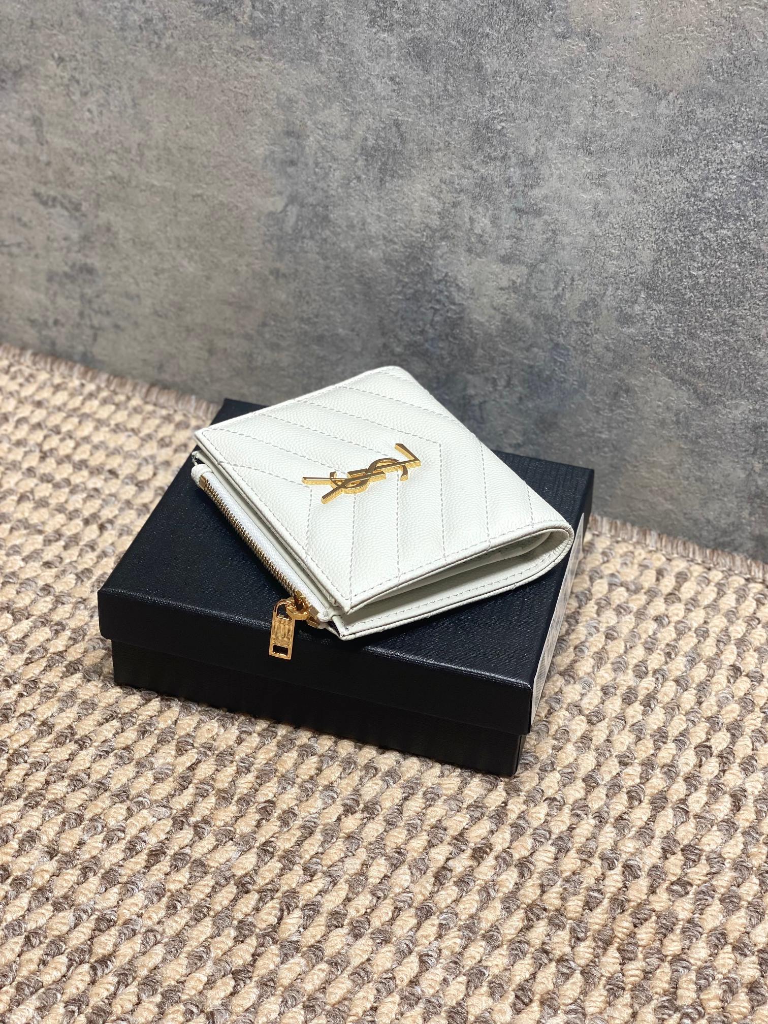 YSL Style Black Wallet Bags detail image 5 from source 770780