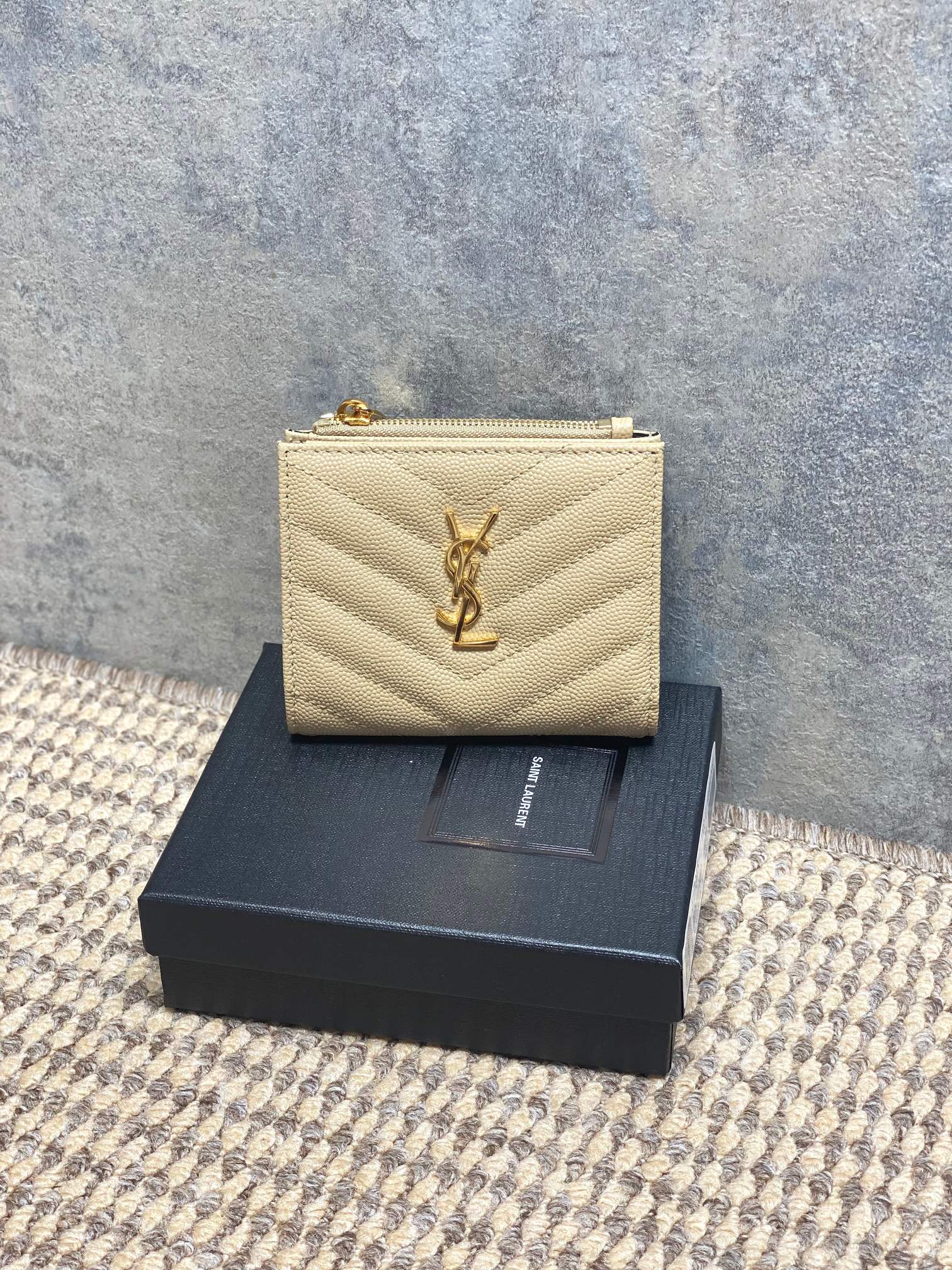 YSL Style Black Wallet Bags detail image 1 from source 770782