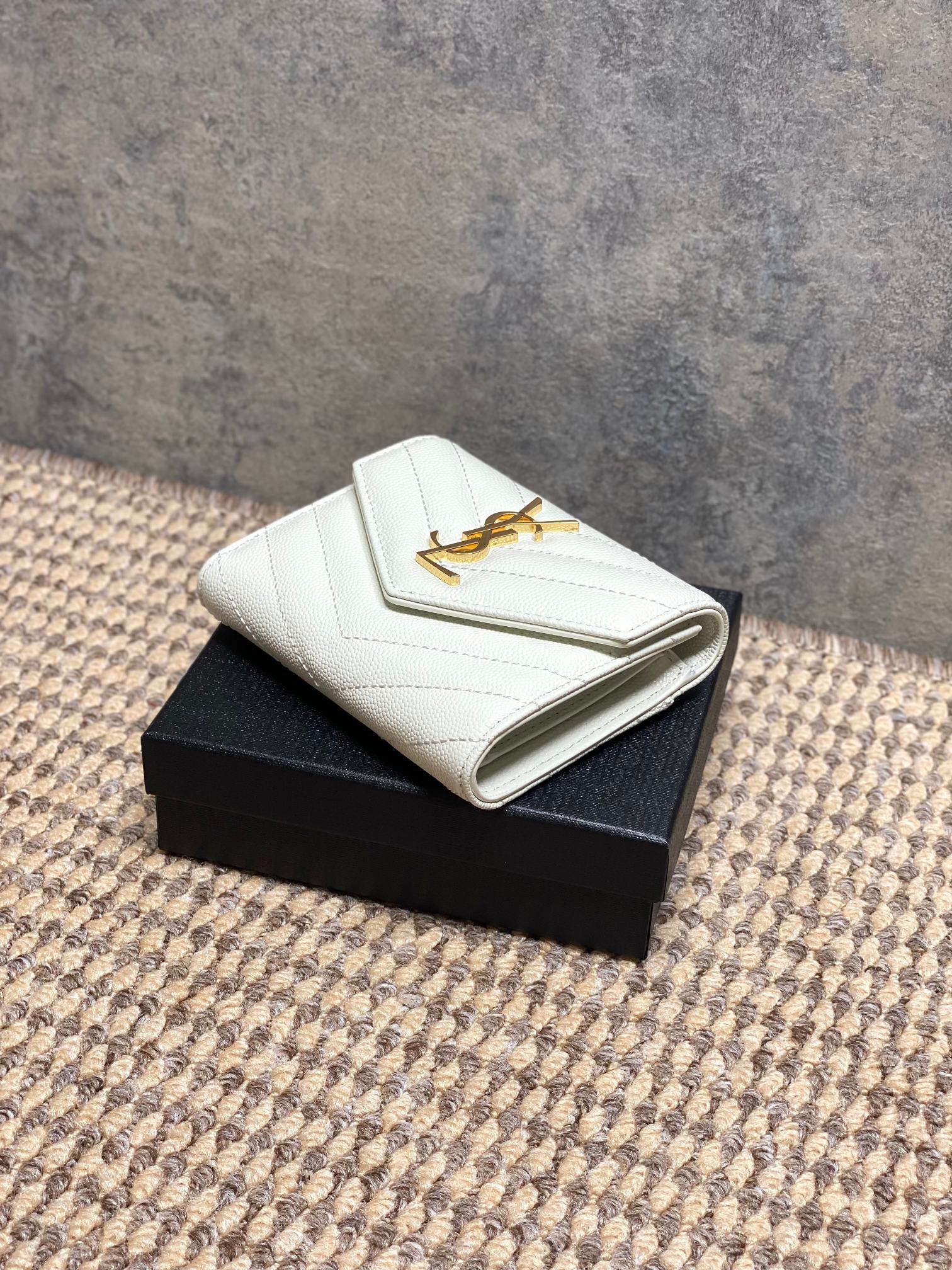 YSL Style Black Leather Wallet Bags detail image 3 from source 770786