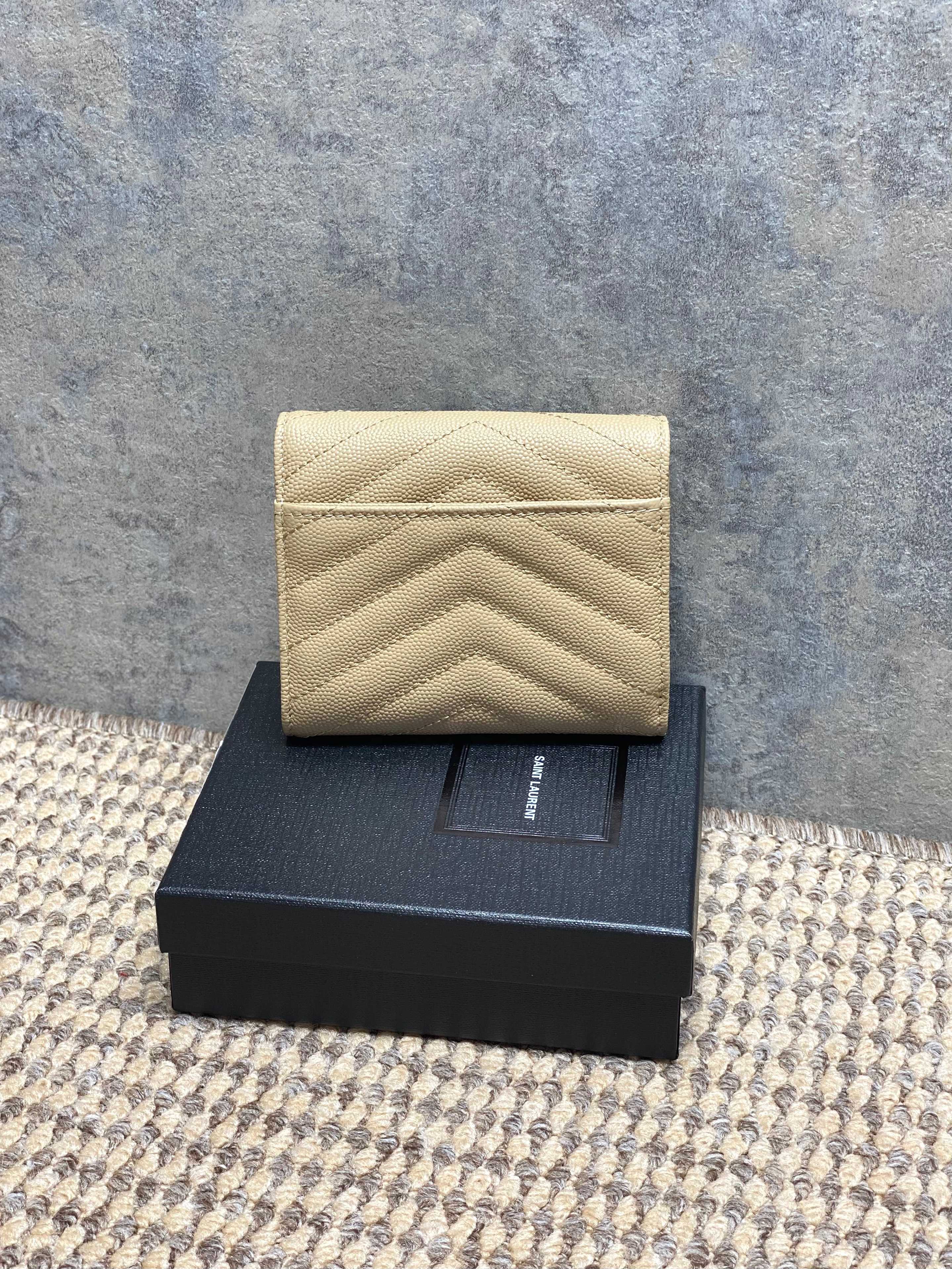 YSL Style Black Leather Wallet Bags detail image 2 from source 770787