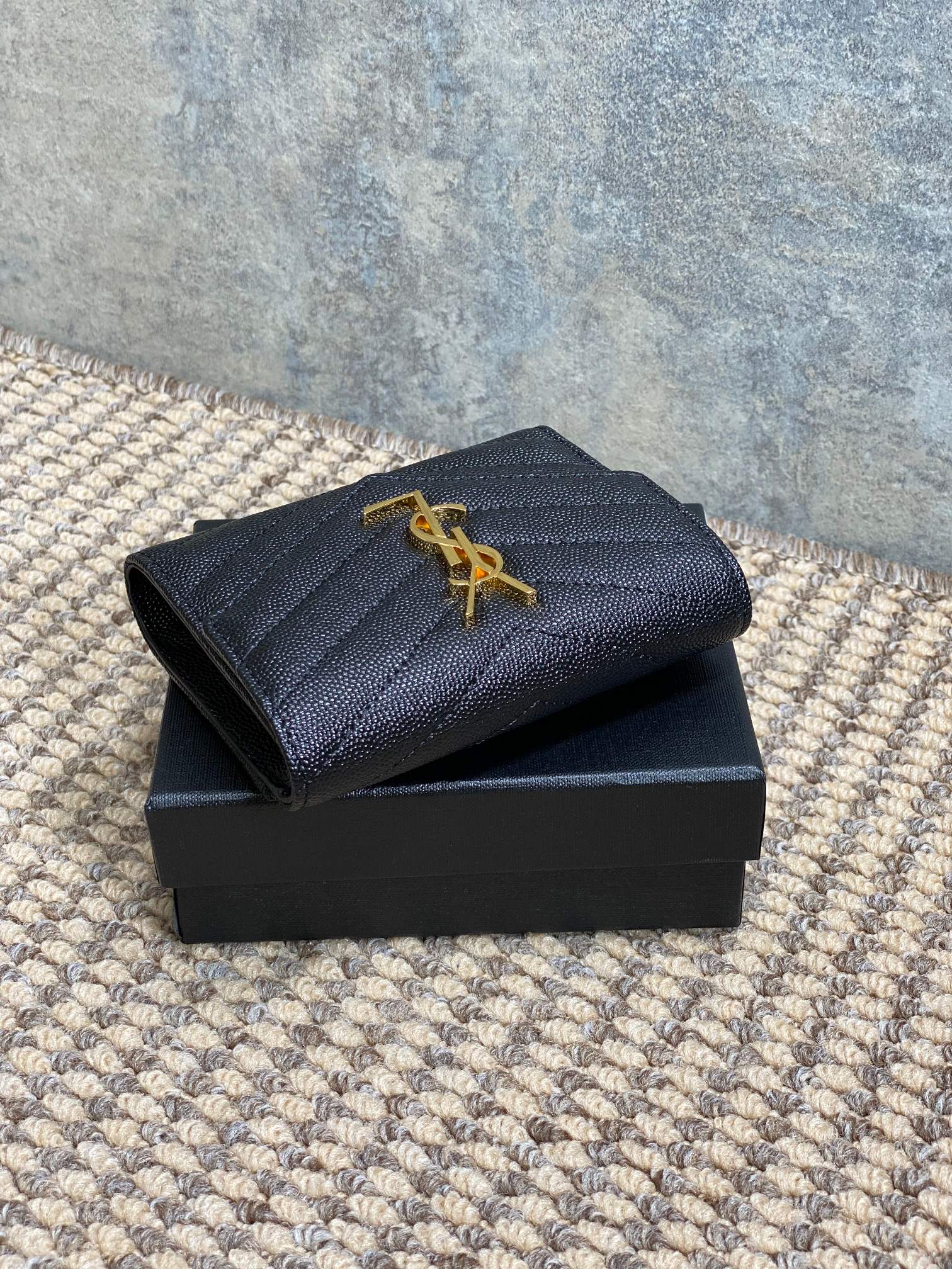 YSL Style Black Leather Wallet Bags detail image 4 from source 770791