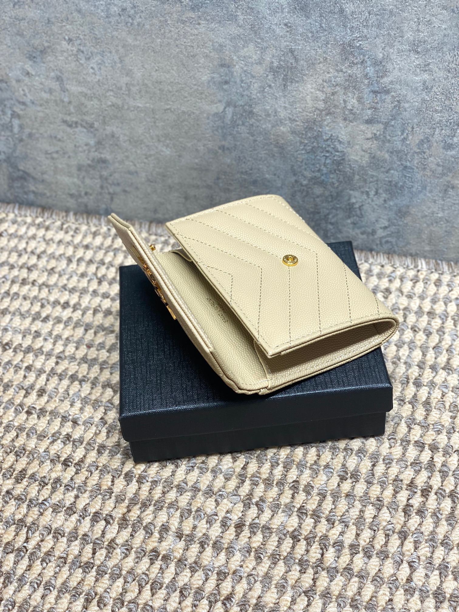 YSL Style Leather Card Holder Bags detail image 6 from source 770793