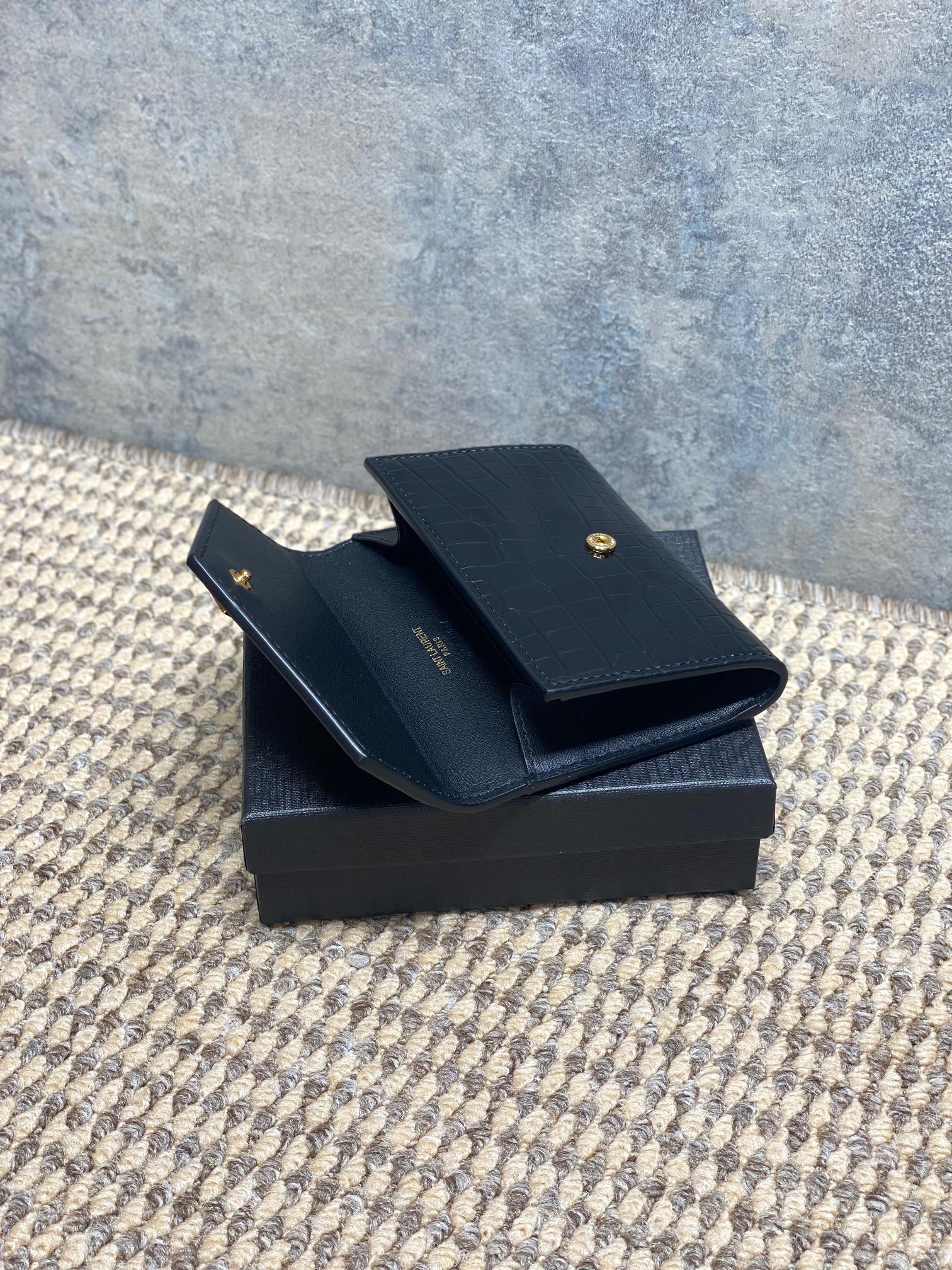 YSL Style Leather Card Holder Bags detail image 7 from source 770799