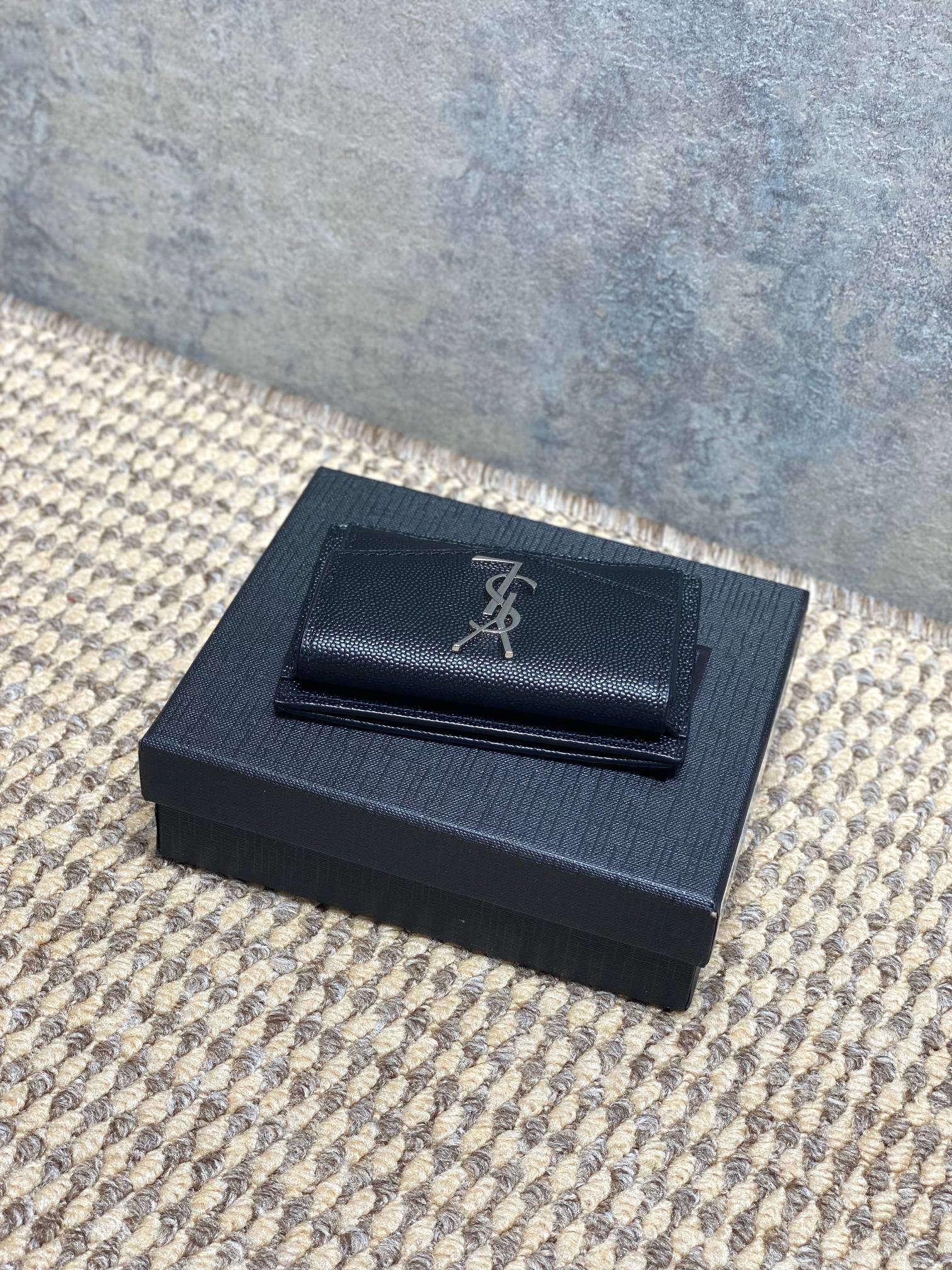 YSL Style Leather Card Holder Bags detail image 4 from source 770805