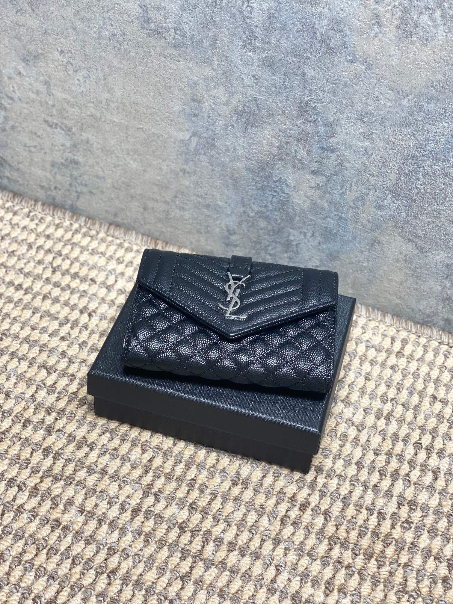 YSL Style Leather Card Holder Bags detail image 3 from source 770813