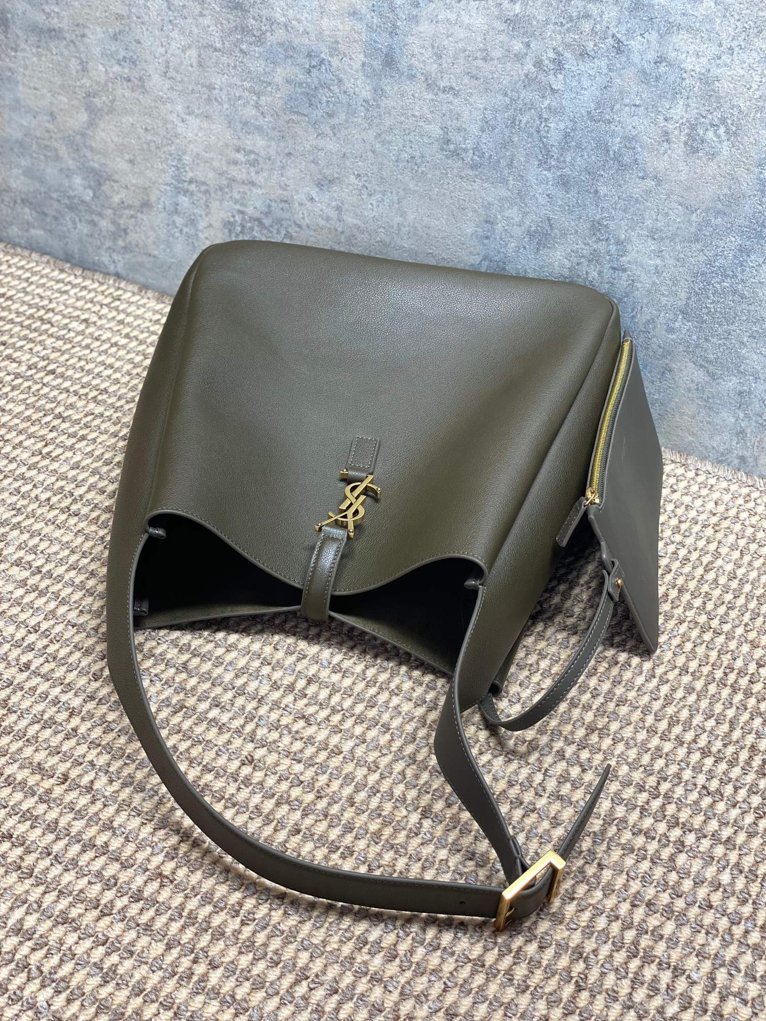 YSL Style Leather Hobo Bag style reference detail image 5 from source 770773