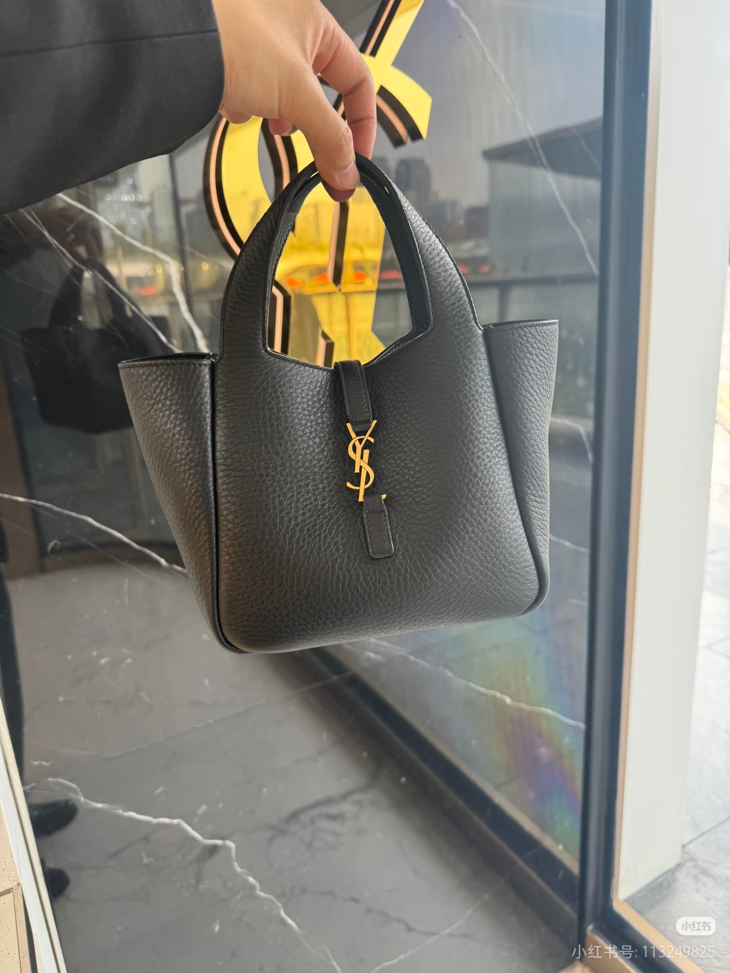 NO:773162,bea trumpet z 872469, saint laurent, saint laurent19860909Bea小号托特z 872469,圣罗兰,saint laurent,Bag