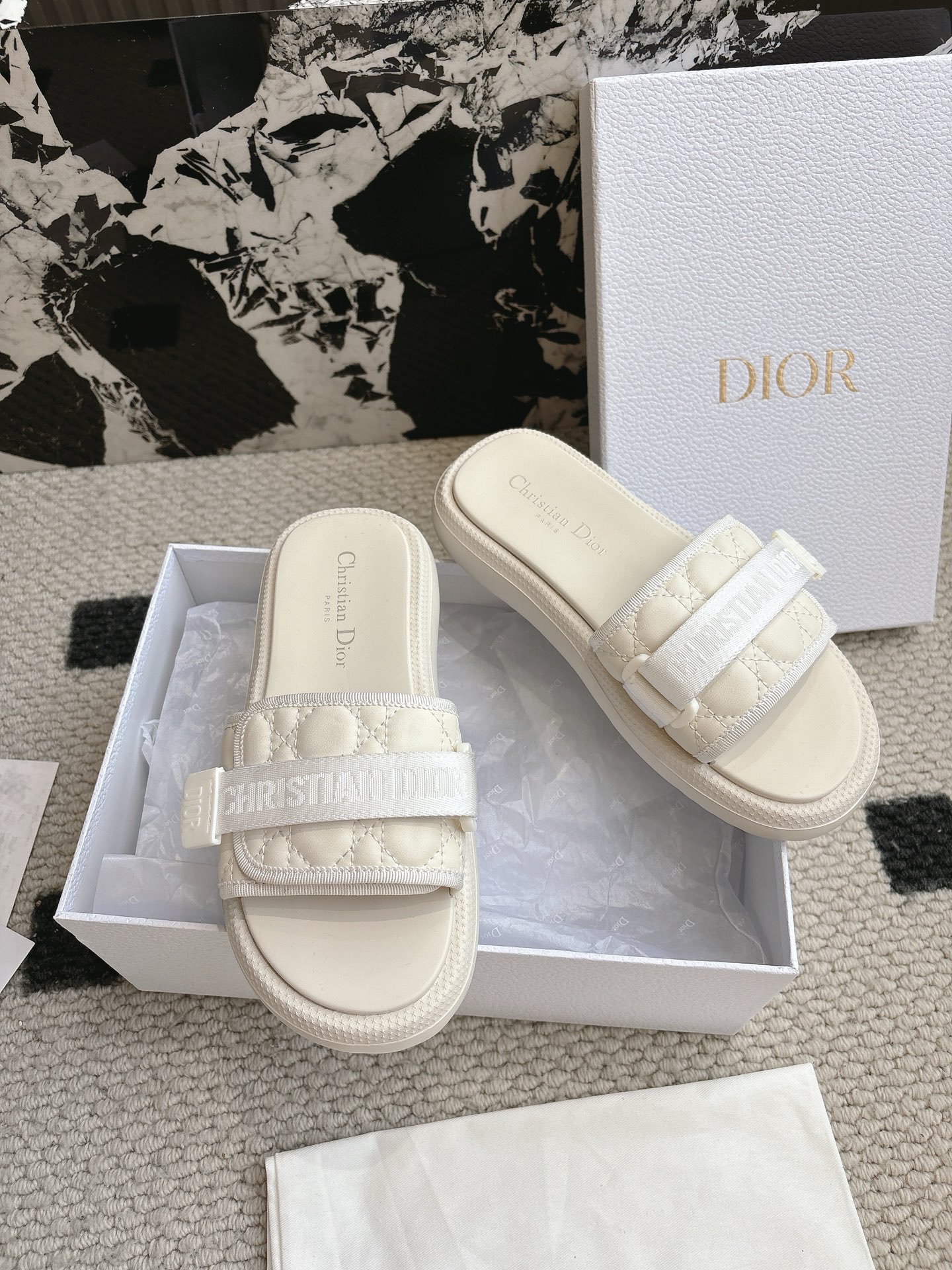 Dior 2025ss新款 Dio(r)evolution系列藤格纹魔术贴一字宽带厚底凉拖鞋