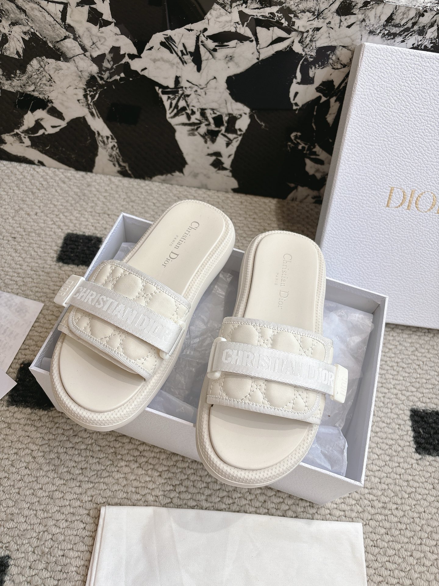 Dior 2025ss新款 Dio(r)evolution系列藤格纹魔术贴一字宽带厚底凉拖鞋