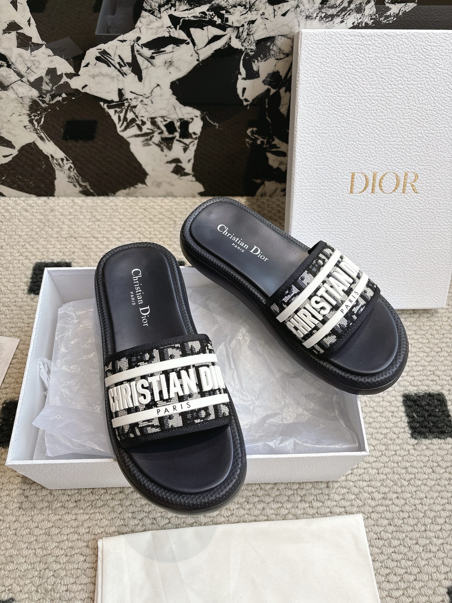 Dior 2025ss新款 Dio(r)evolution系列藤格纹魔术贴一字宽带厚底凉拖鞋