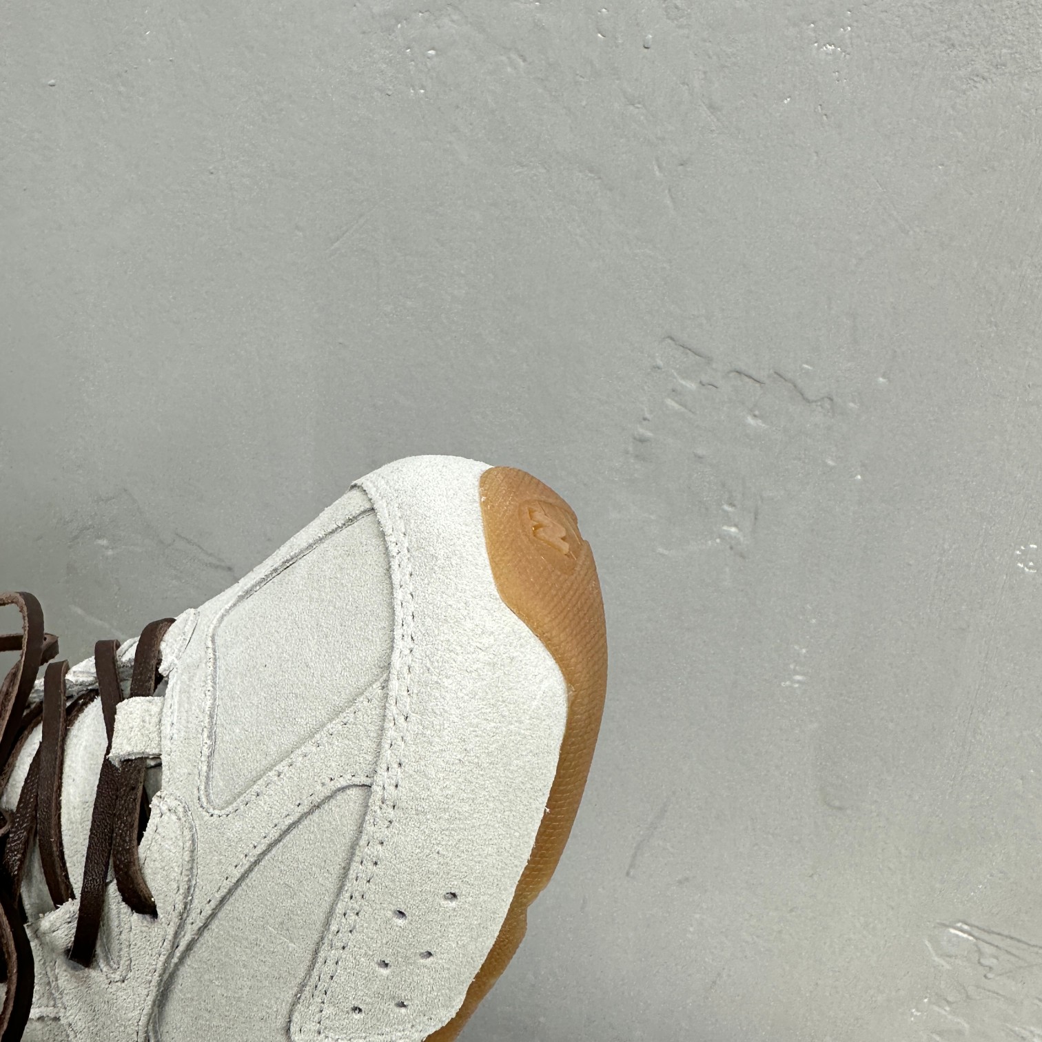 Miu Miu x New Balance NB530 Recreational Shoes: Stylish, Deconstructed Design with Unique Fabric and Color Options - 图片 8