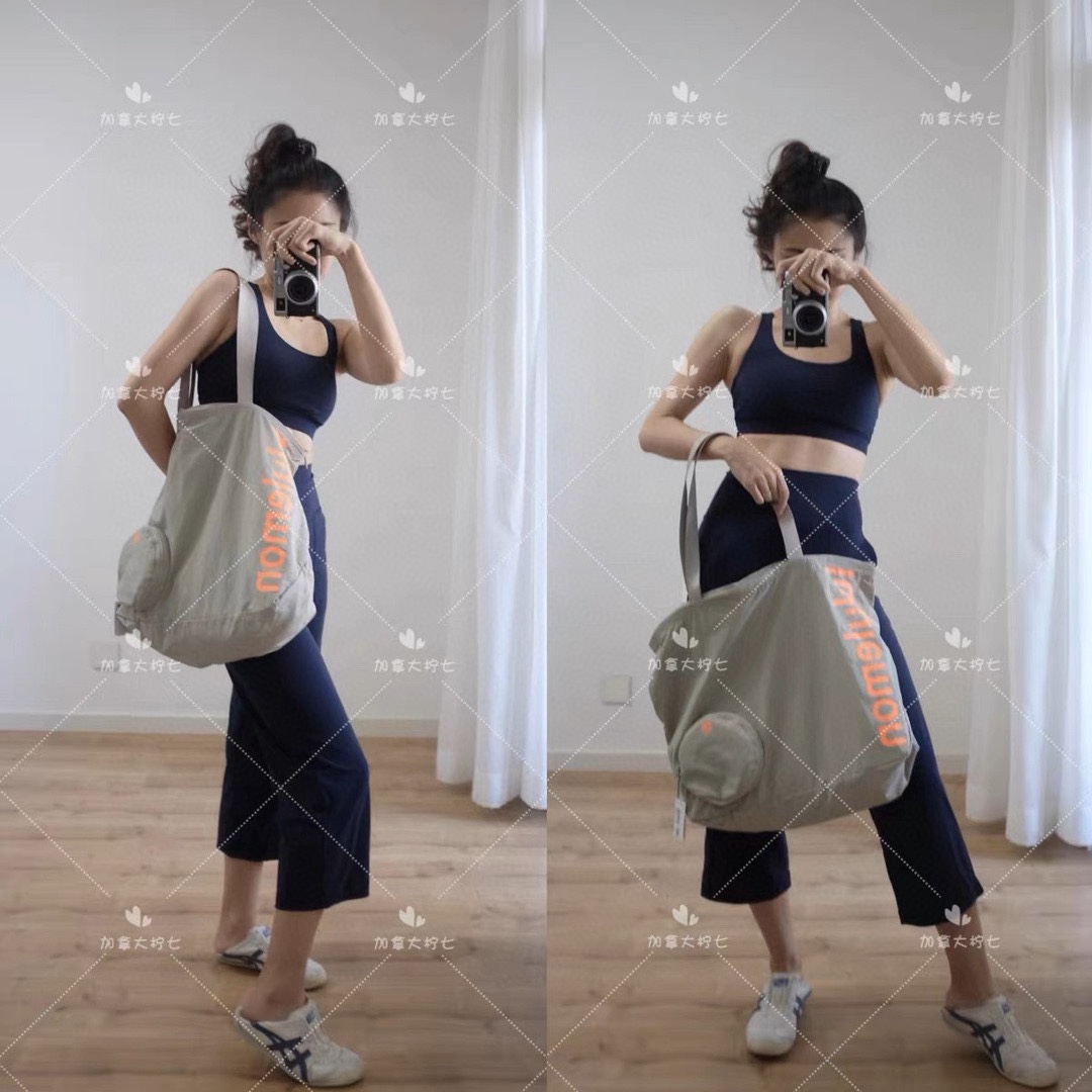 Lulu可收纳可以当挂件的托特包 9