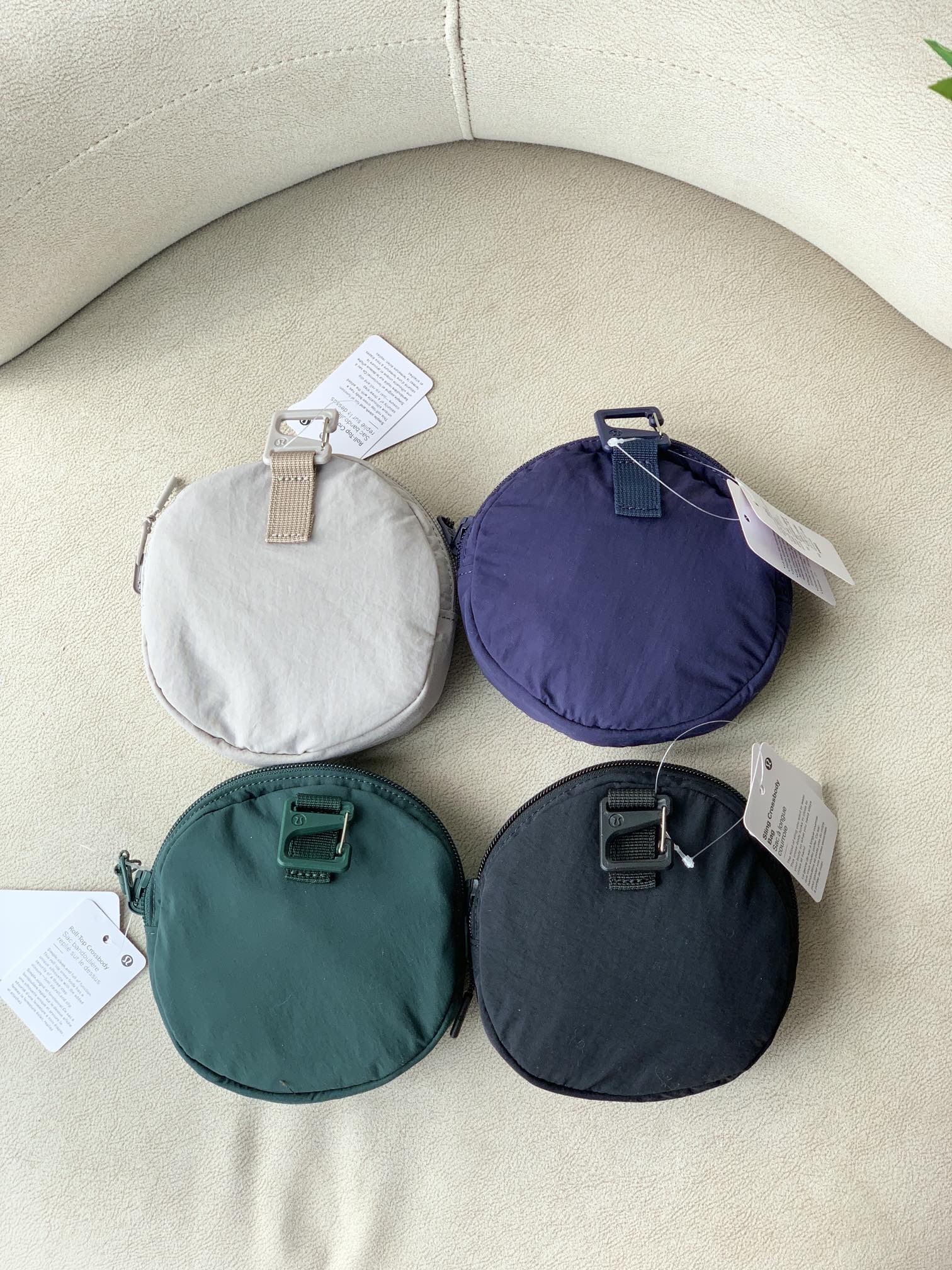 An ultra-lightweight, packable tote bag engineered for high-capacity - Comprehensive 2