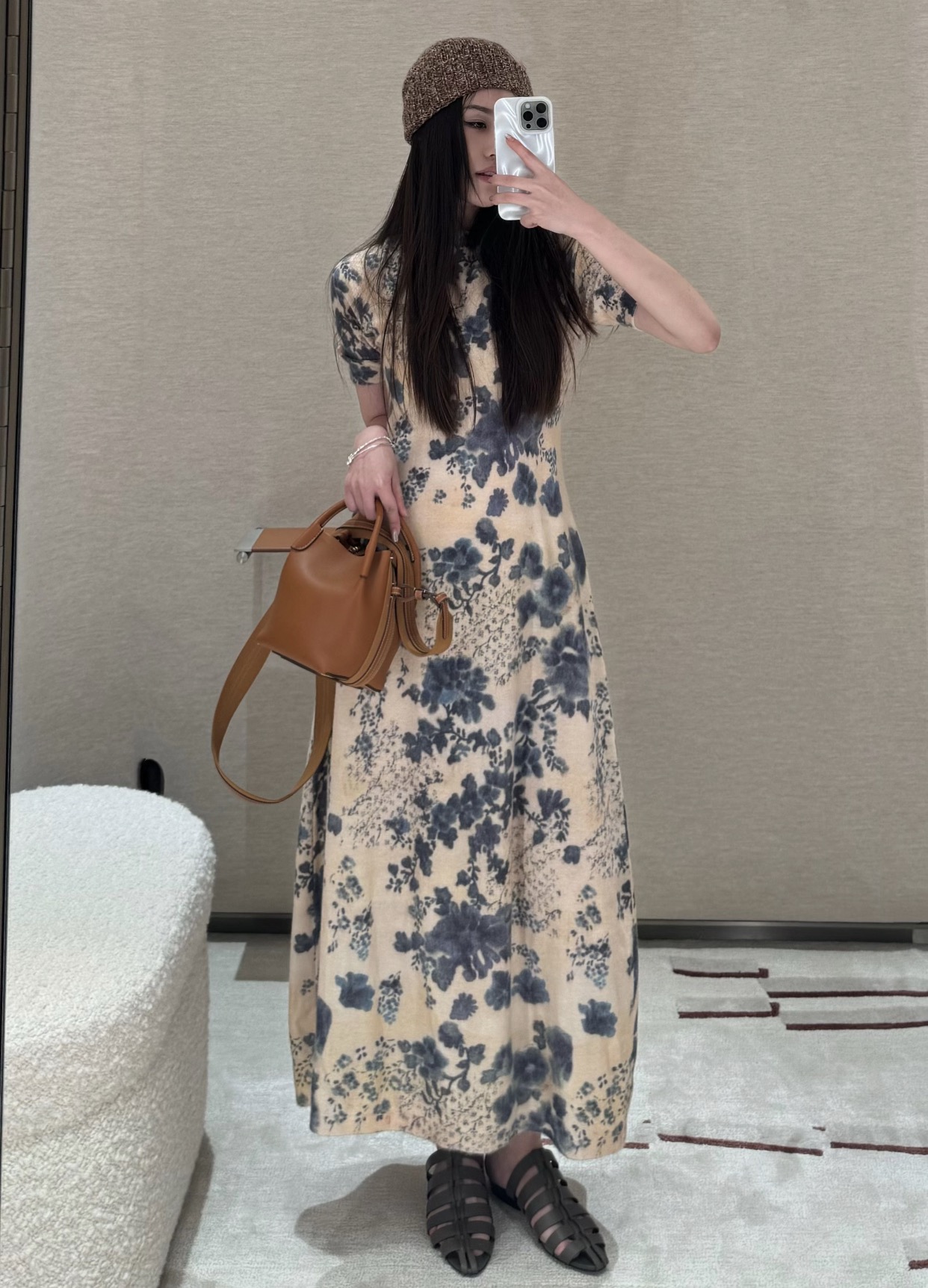 An enduring appreciation for fine handbags remains timeless, especially - Bag 6