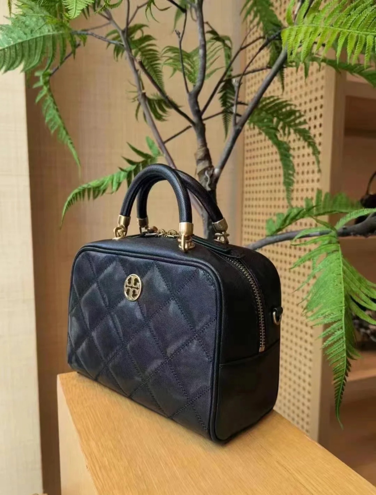 Willa经典菱格羊皮相机链条包,又软又耐磨抗造 6
