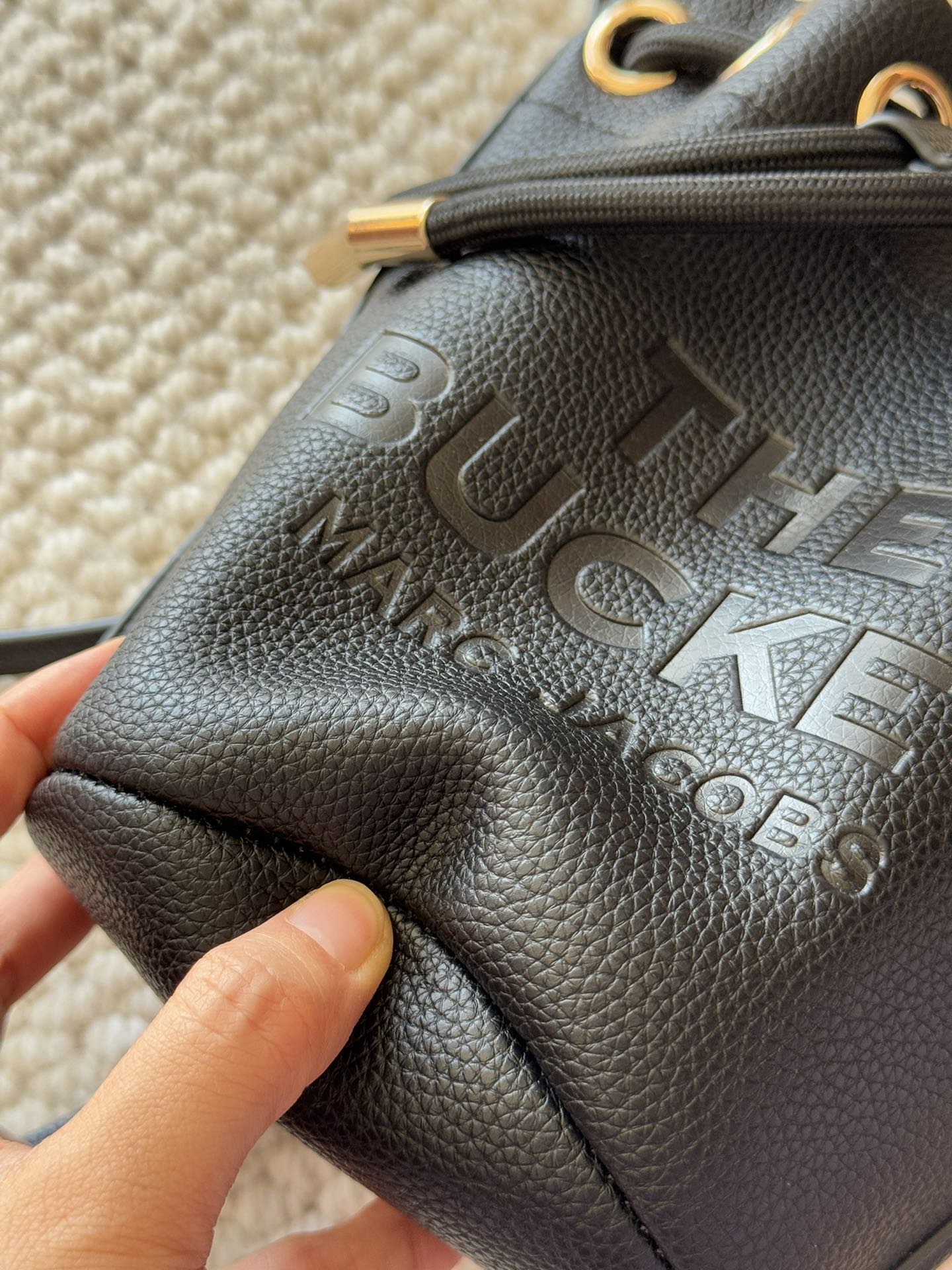 Imported pebbled calfskin featuring exceptional suppleness, resilience,  - Comprehensive 7